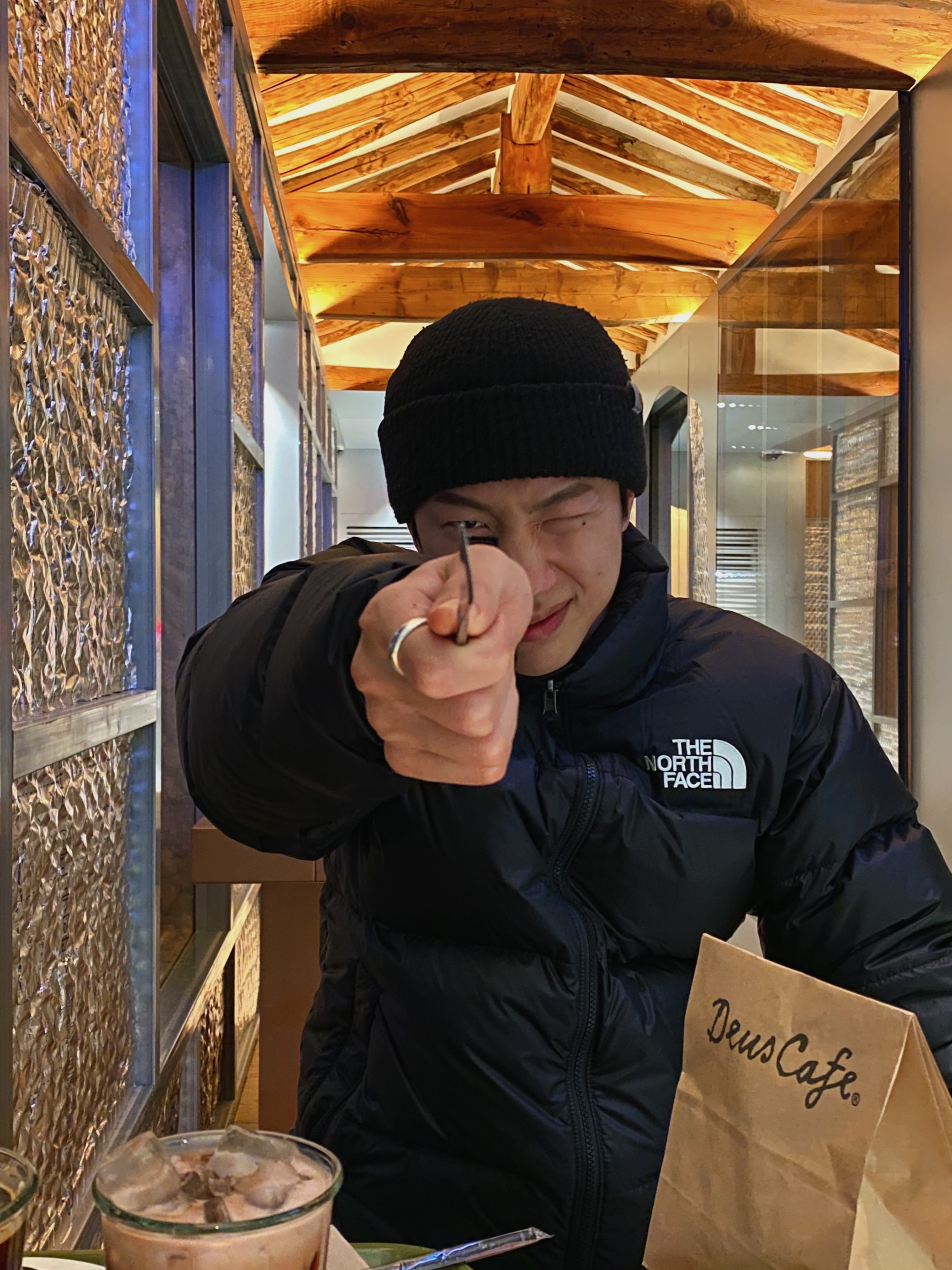 The North Face 1996 Eco Nuptse Jacket Black 착용 스타일