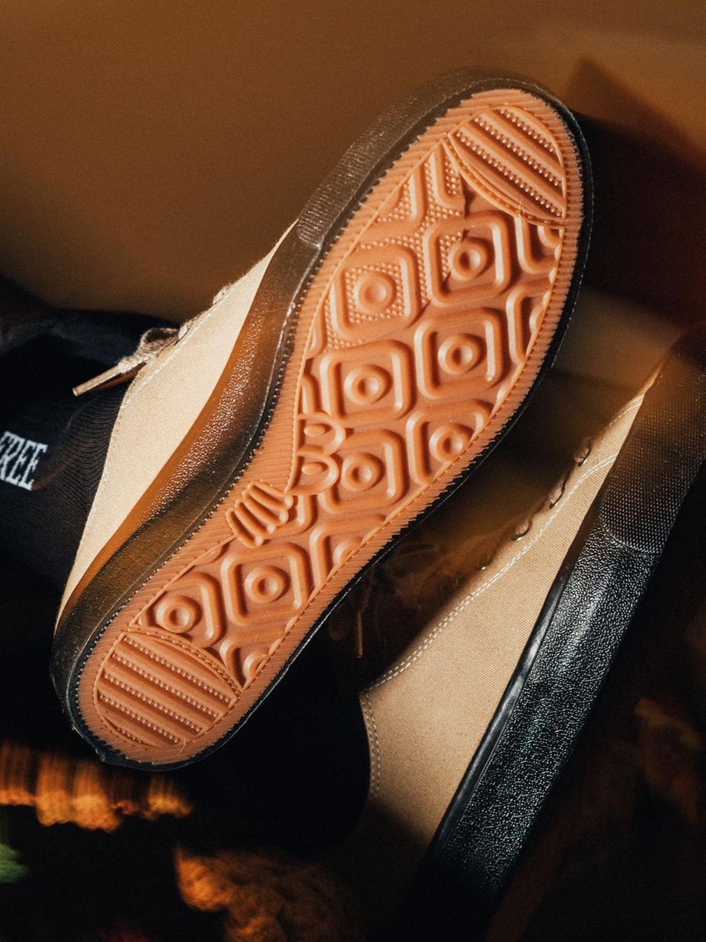 Last Resort AB Vm003 Canvas Lo Sand Black 착용 스타일 - 3
