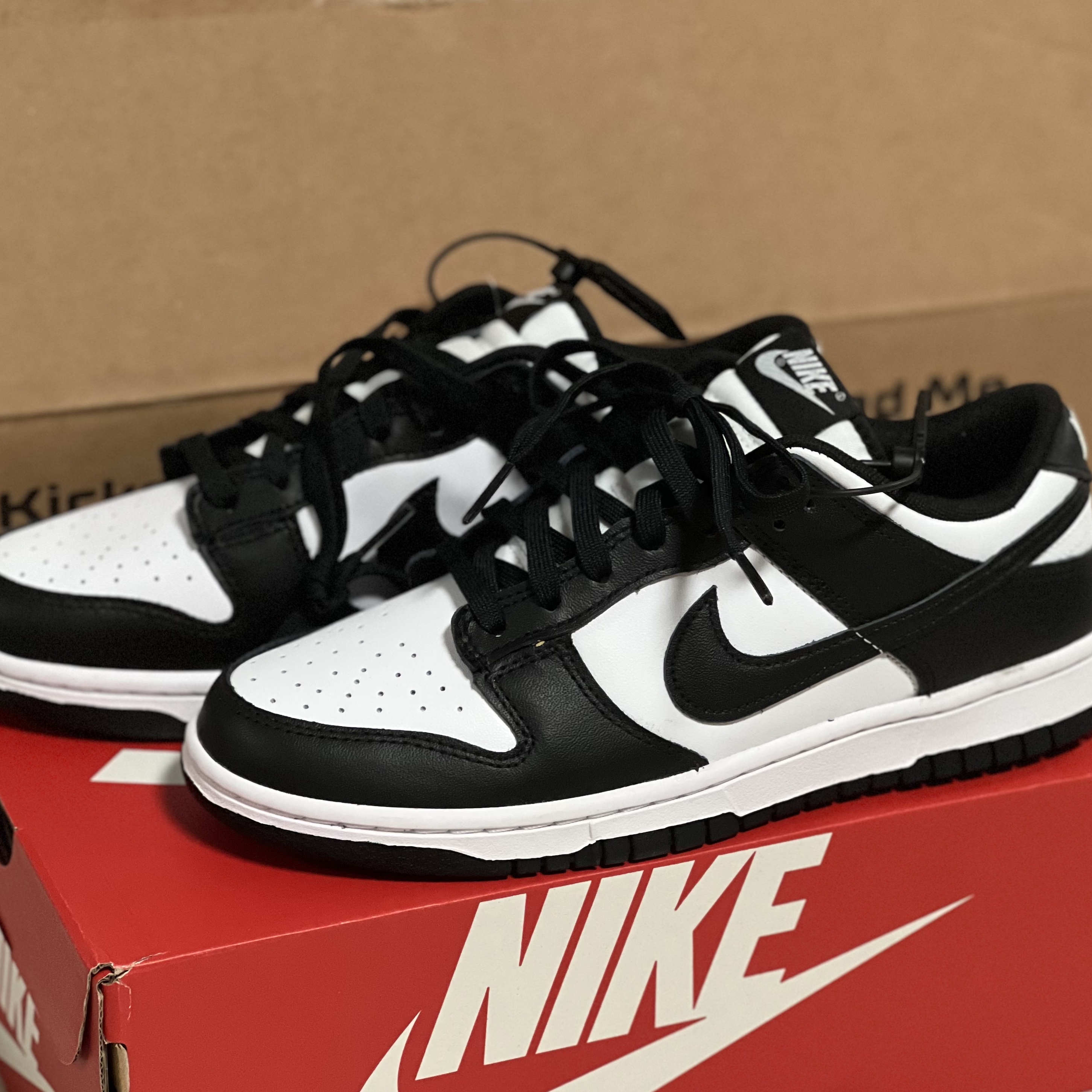 Nike Dunk Low Retro Black 착용 스타일