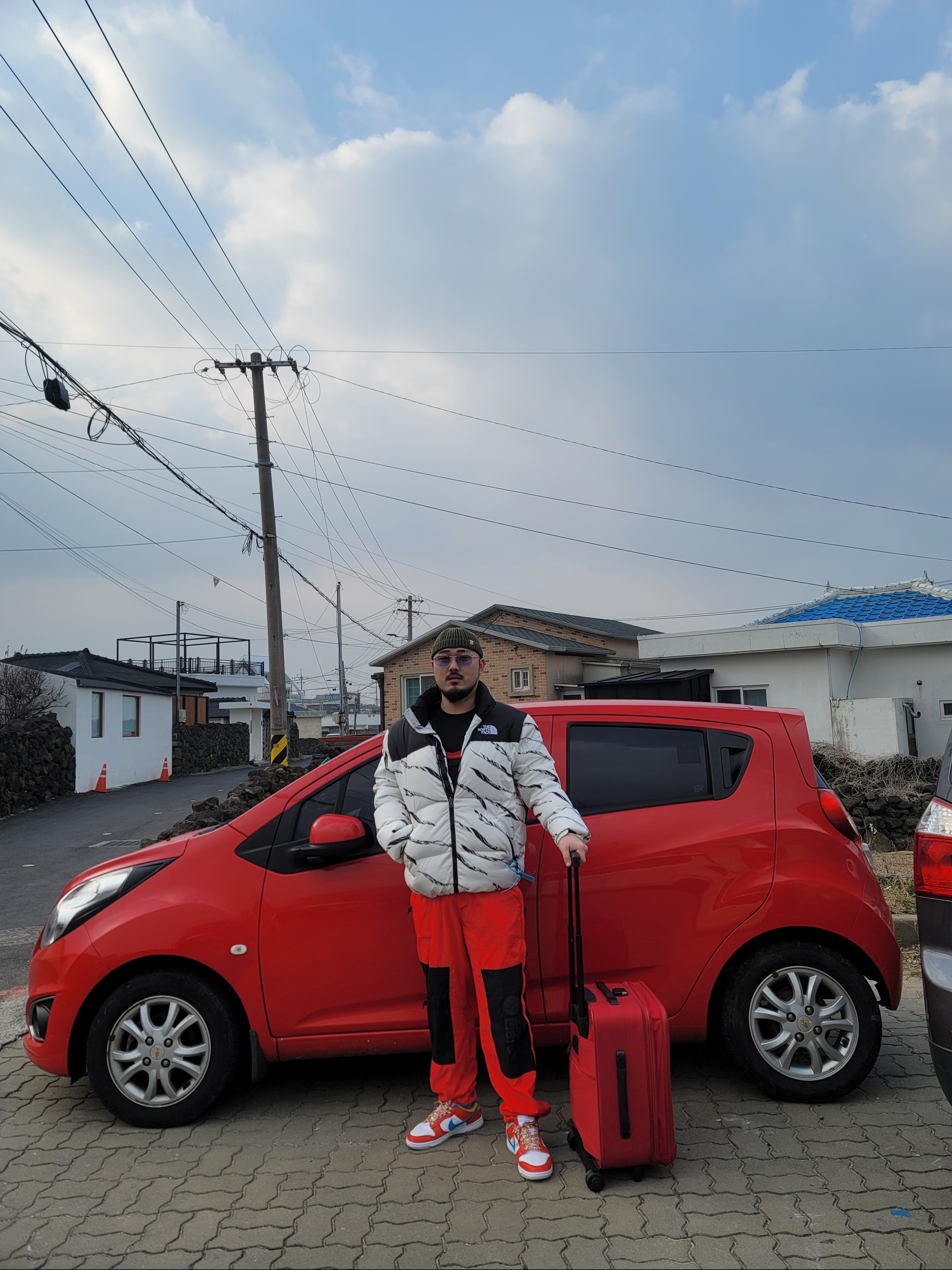 Nike x LeBron James x Fruity Pebbles Dunk Low QS Habanero Red 착용 스타일 - 2