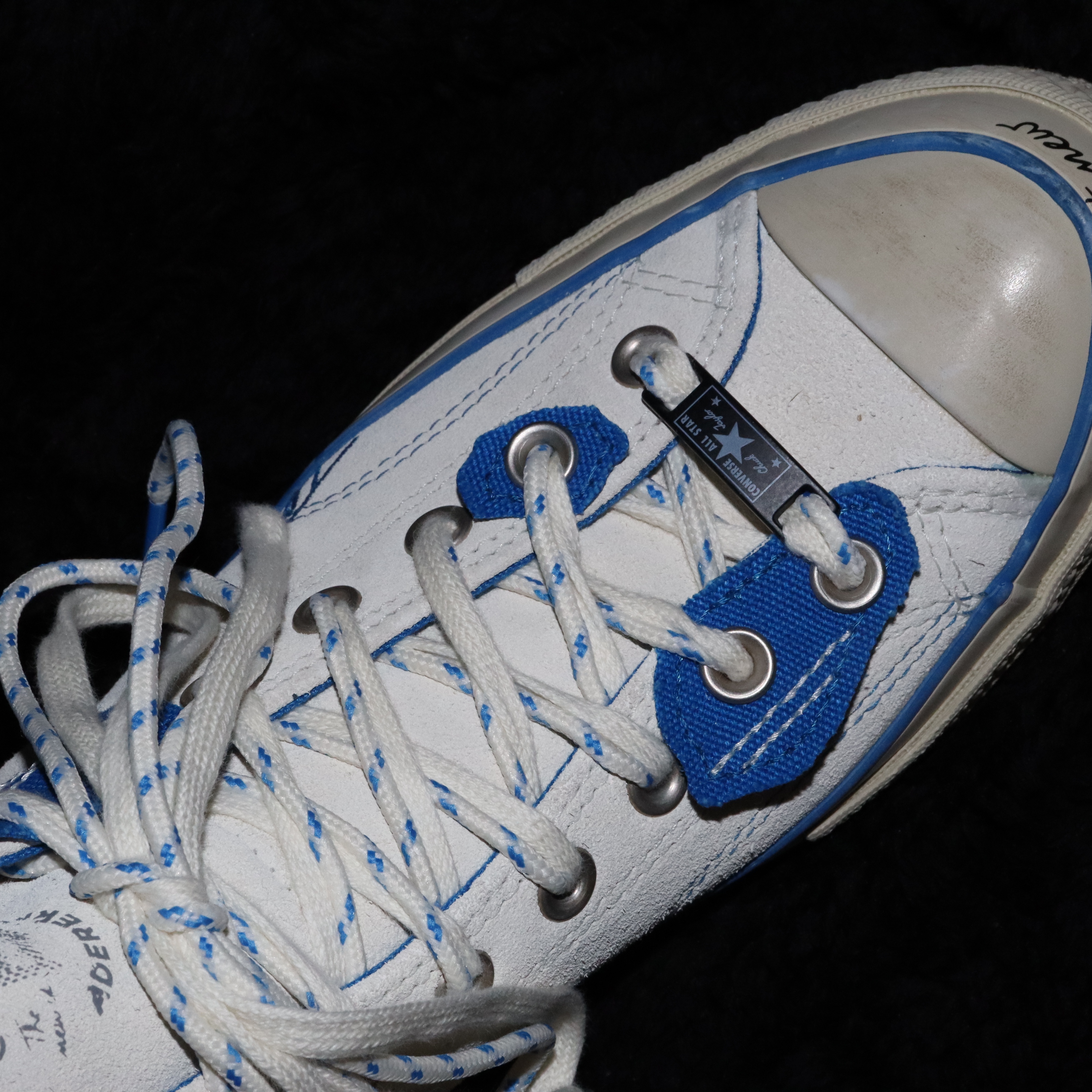 Converse x Ader Error Chuck 70 High White 착용 스타일 - 4