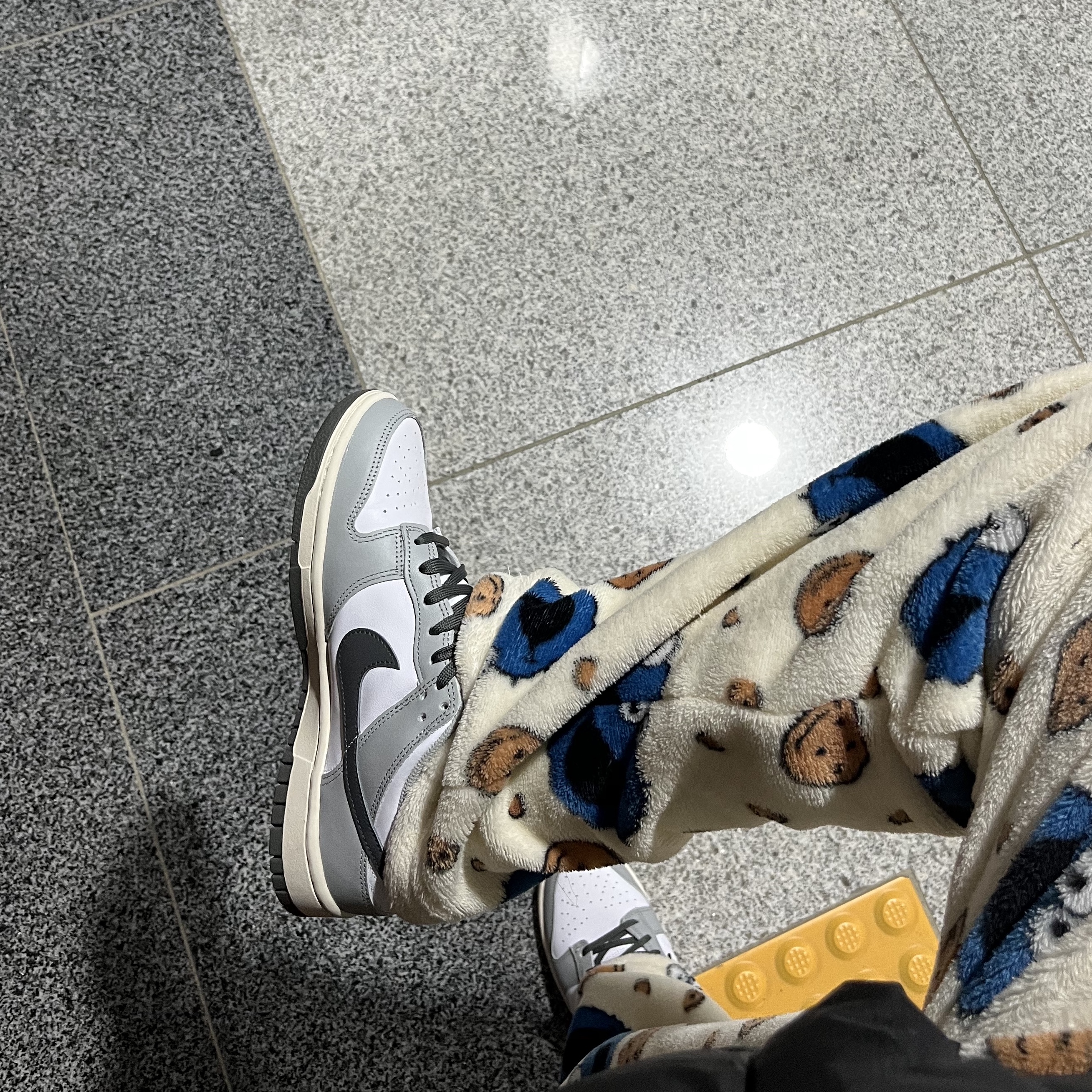 (W) Nike Dunk Low Light Smoke Grey 착용 스타일