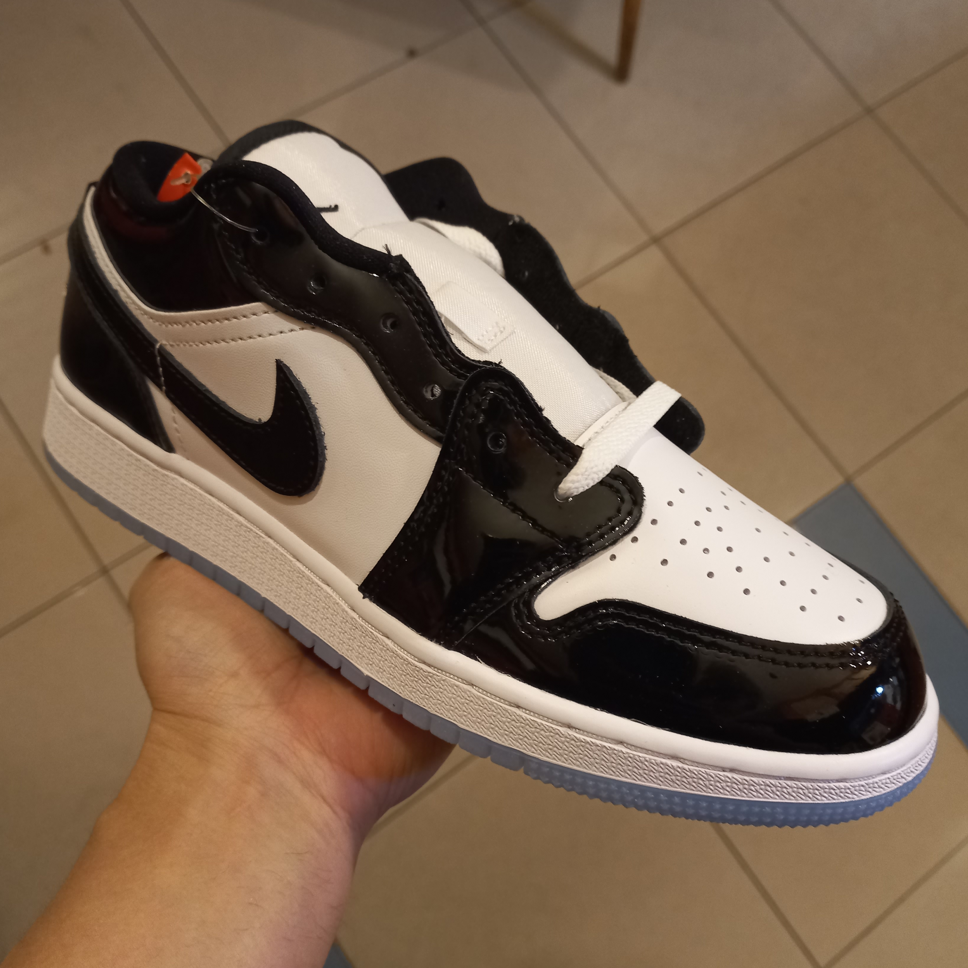 (GS) Jordan 1 Low SE Concord 착용 스타일 - 1