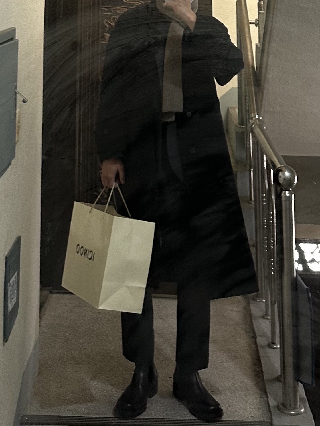 Our Legacy Camion Boot Black, Andersen Andersen Scarf Natural Taupe 착용 스타일 - 1