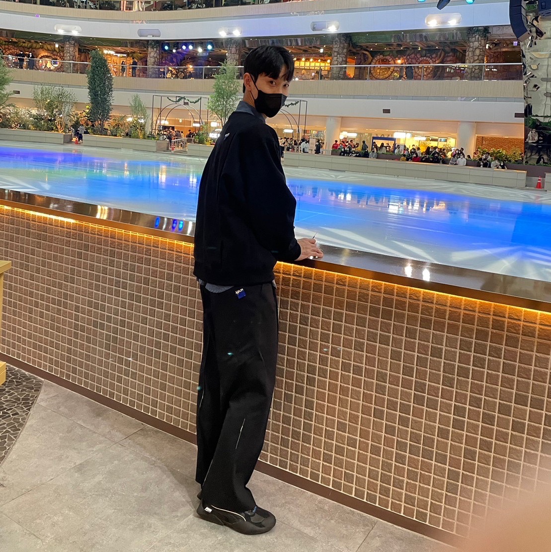 Zara x Ader Error Oversize Sweatshirt Black, Puma x Ader Error Vaderon Black 착용 스타일 - 2