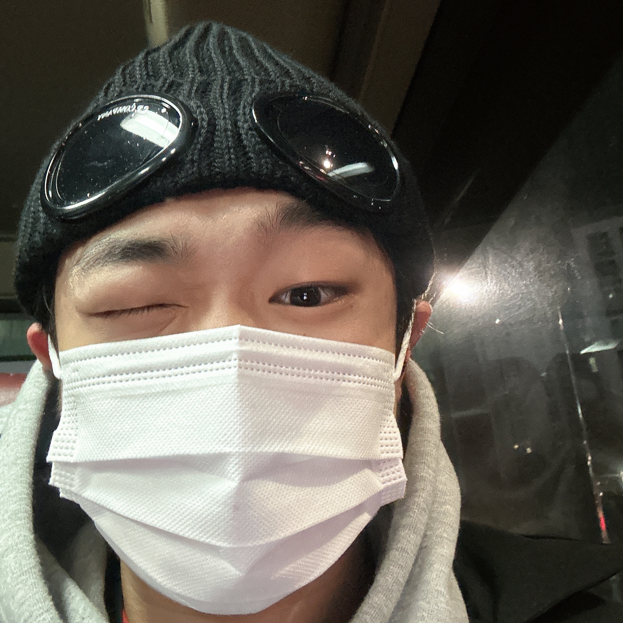 C.P. Company Extra Fine Merino Wool Goggle Beanie Black 착용 스타일