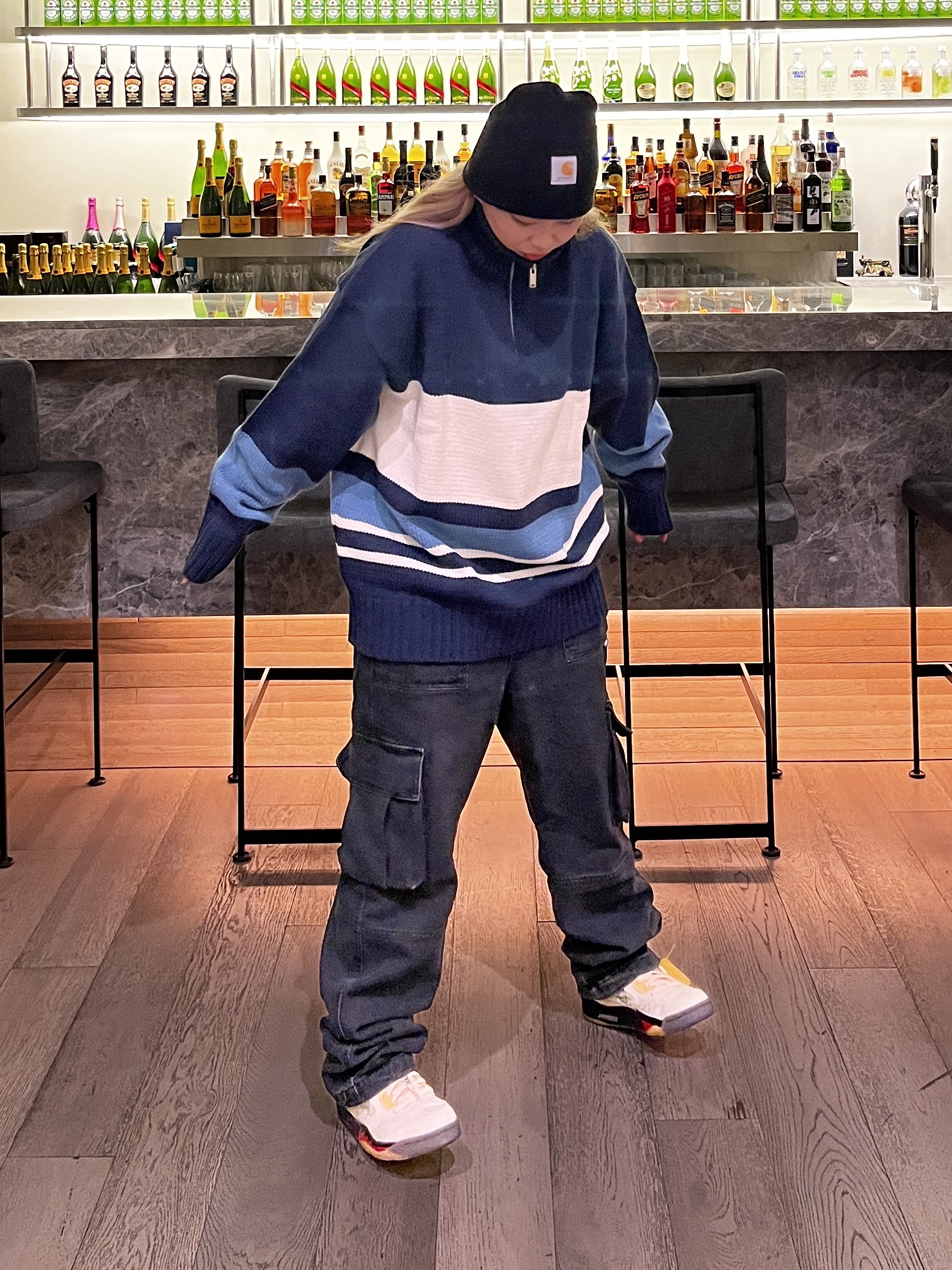 Jordan 5 x Off-White Retro SP Sail Fire Red 착용 스타일