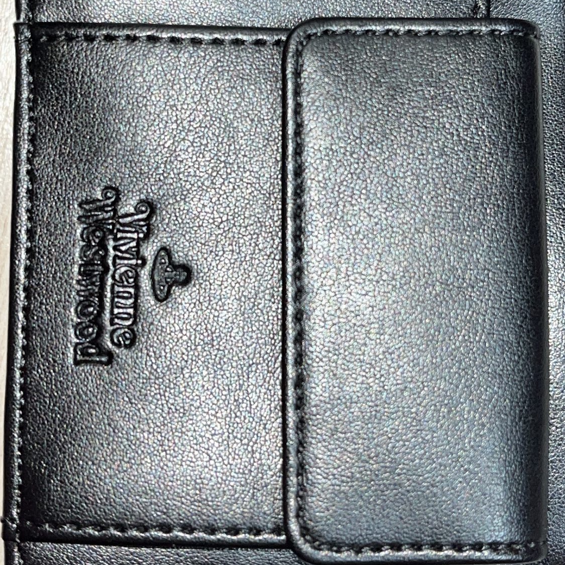 Vivienne Westwood Derby Bill Fold Wallet with Coin Pocket Black 착용 스타일 - 4