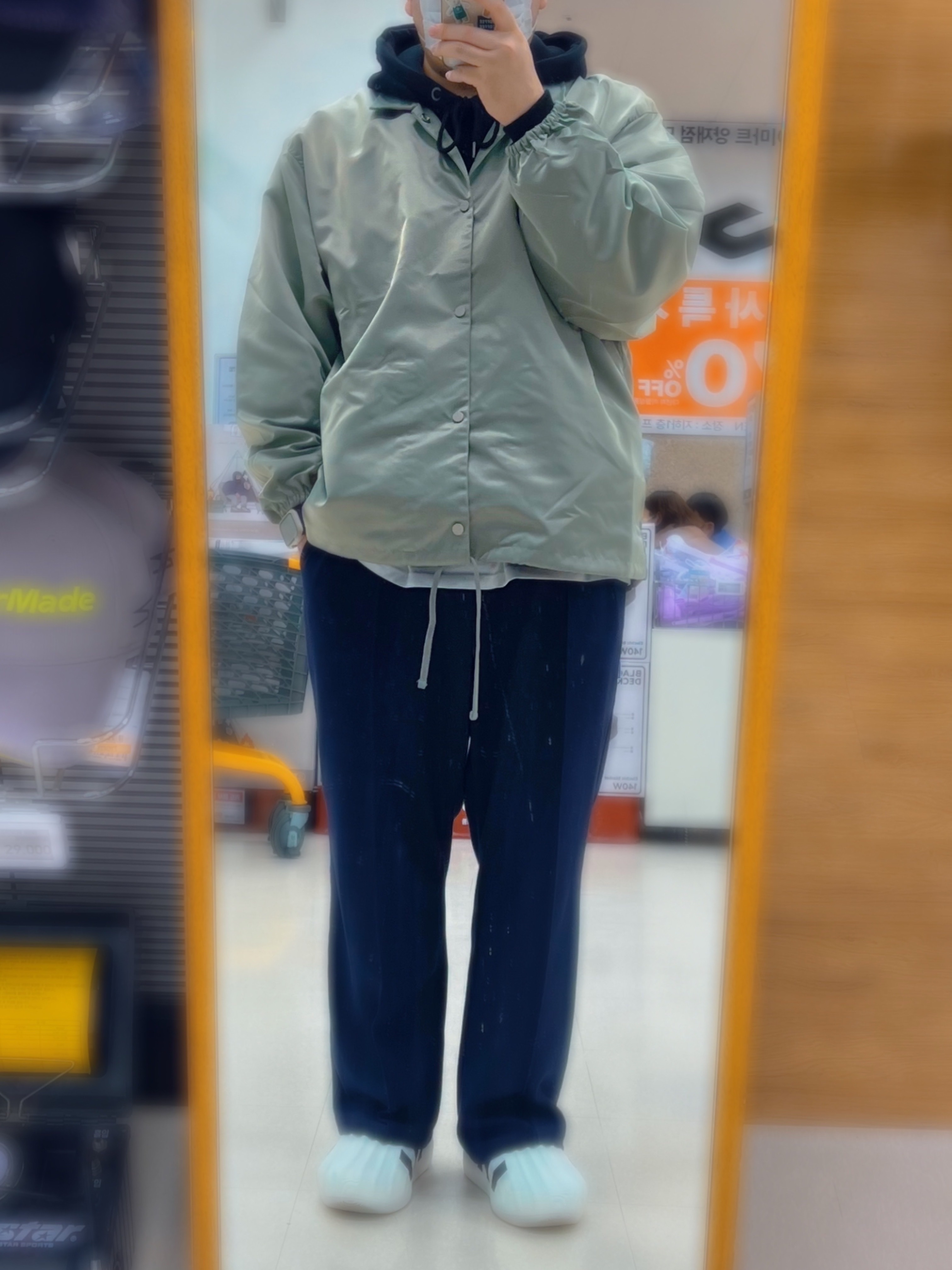 Essentials Coaches Jacket Seafoam - 22SS, Adidas Adifom Superstar Core White 착용 스타일 - 2
