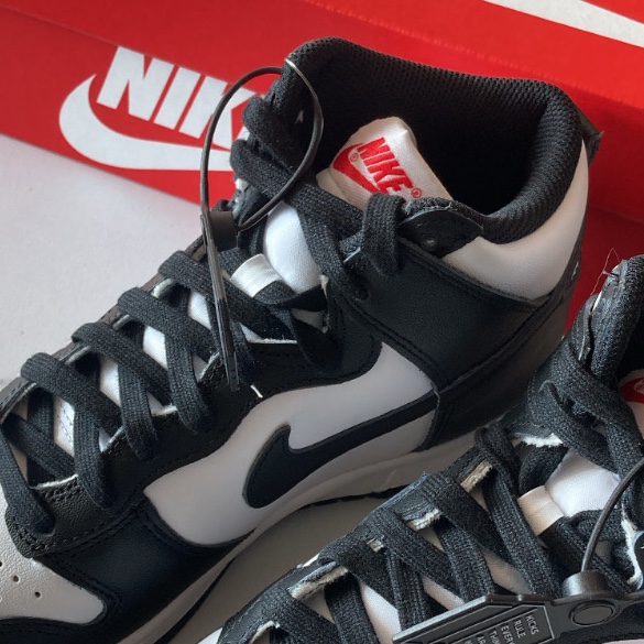 (W) Nike Dunk High Black and White 착용 스타일