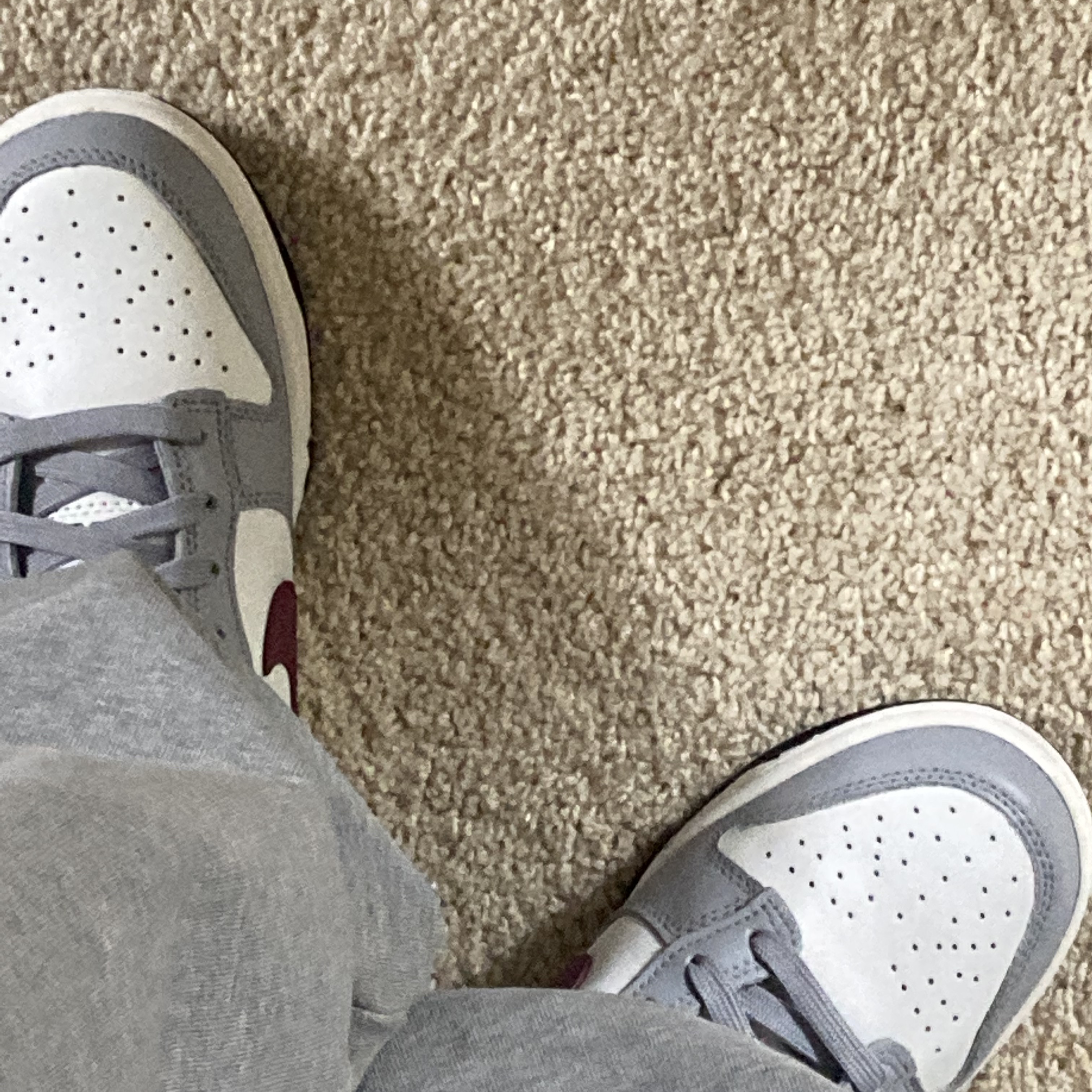 (W) Nike Dunk Low Wolf Grey Rosewood 착용 스타일 - 3