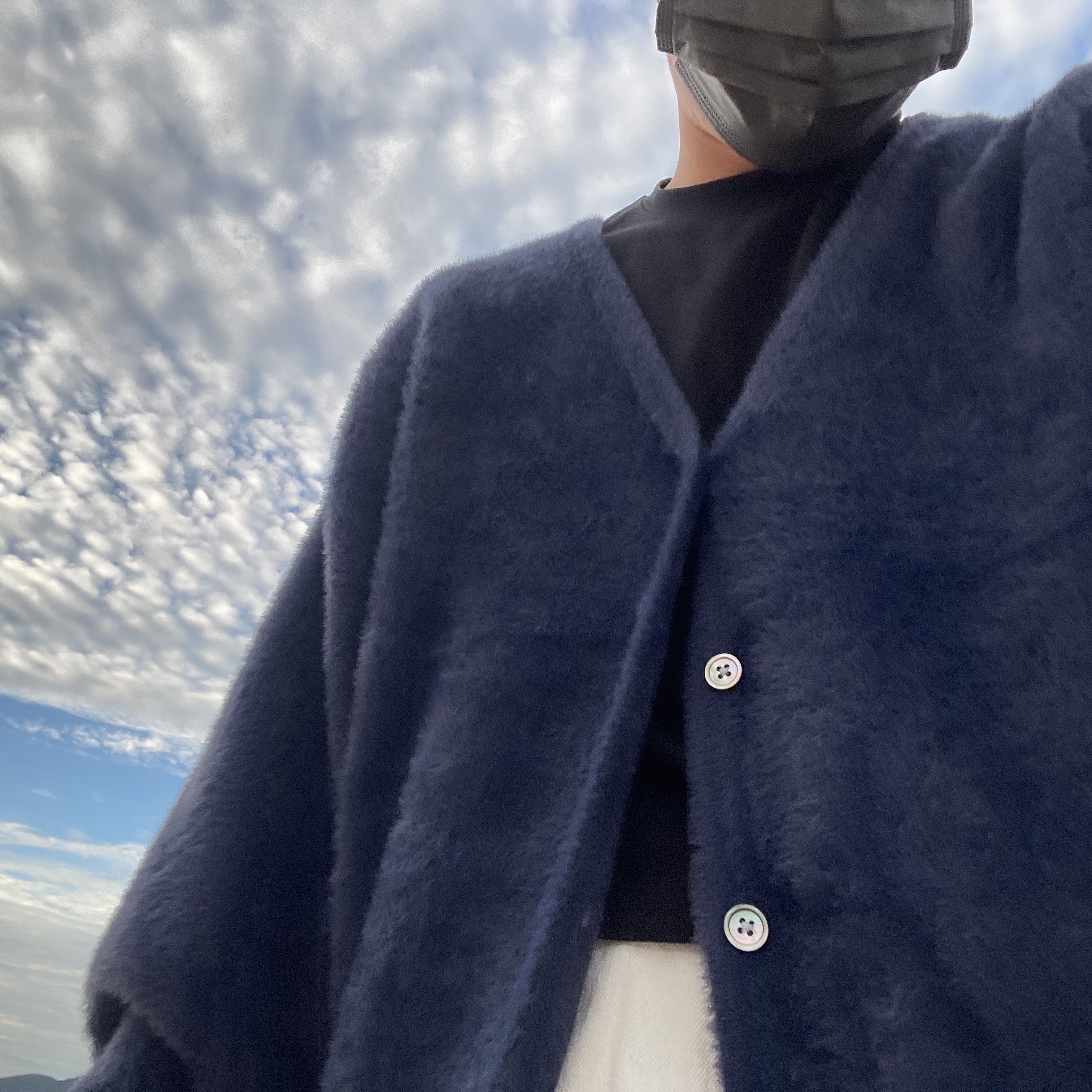 Stussy Shaggy Cardigan Deep Navy 착용 스타일