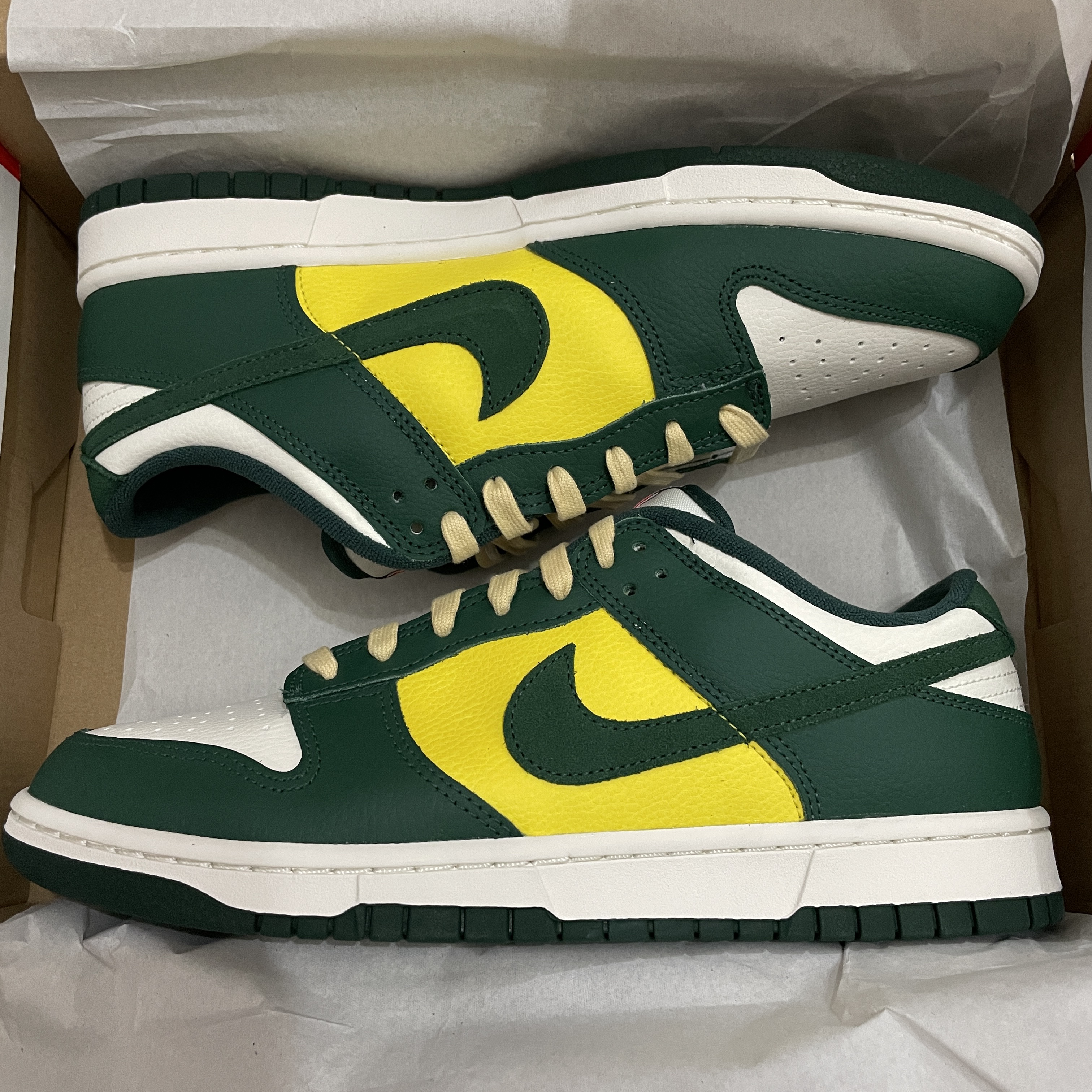 (W) Nike Dunk Low SE Opti Noble Green 착용 스타일 - 1