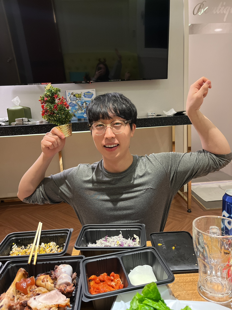 KREAM 프로필 이미지