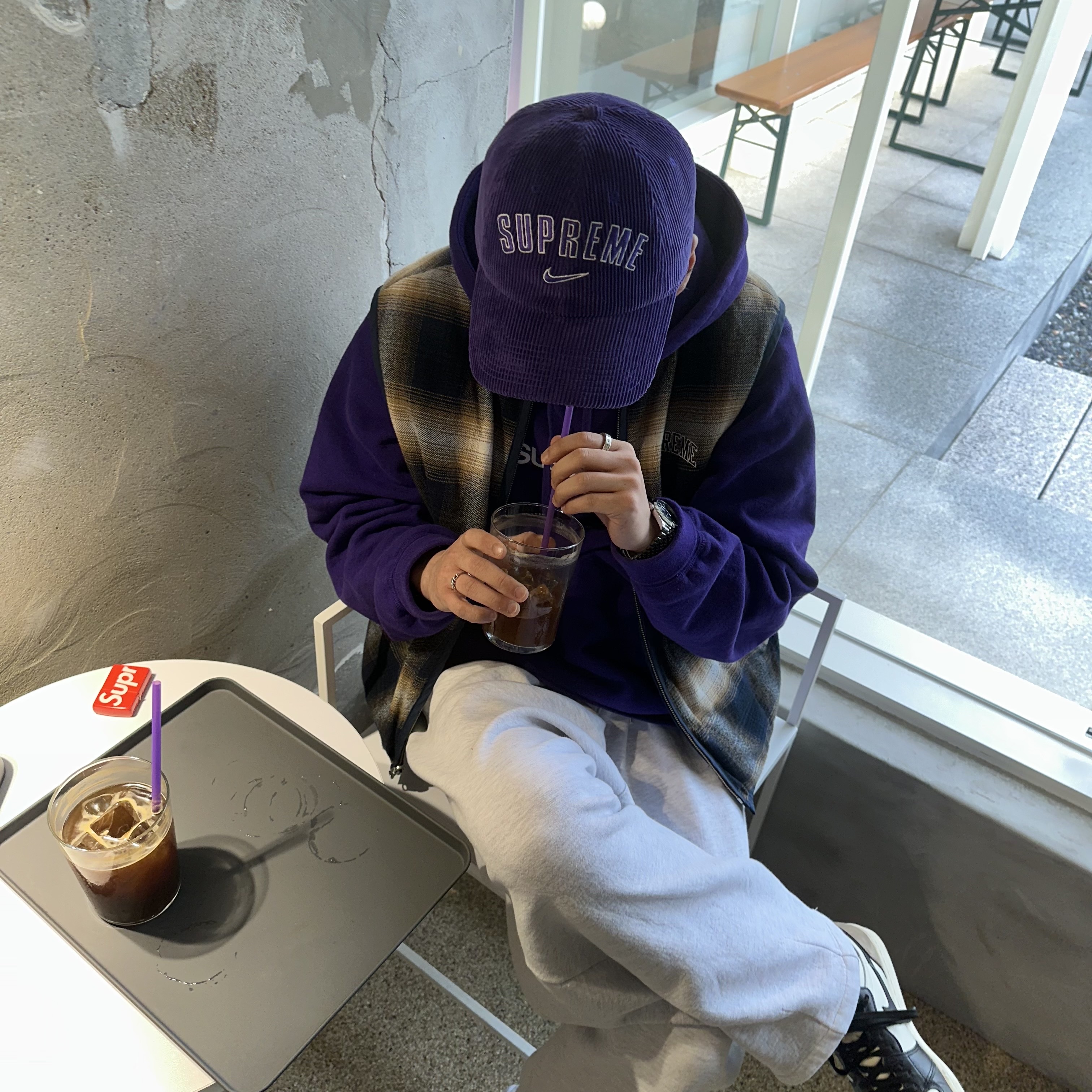 Supreme Motion Logo Hooded Sweatshirt Purple - 20SS, Supreme x Nike Arc Corduroy 6-Panel Purple - 22SS 착용 스타일