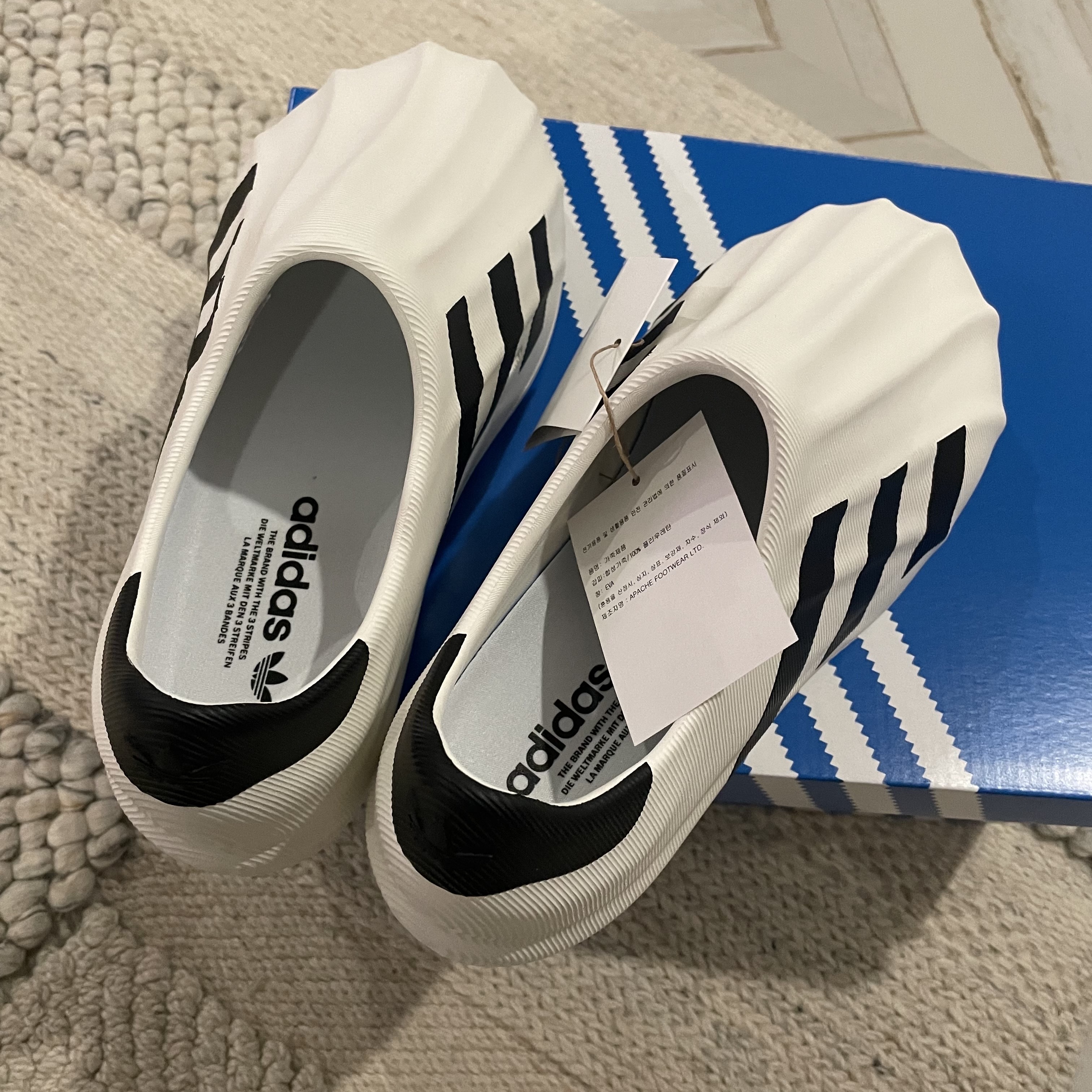 Adidas Adifom Superstar Core White 착용 스타일 - 1