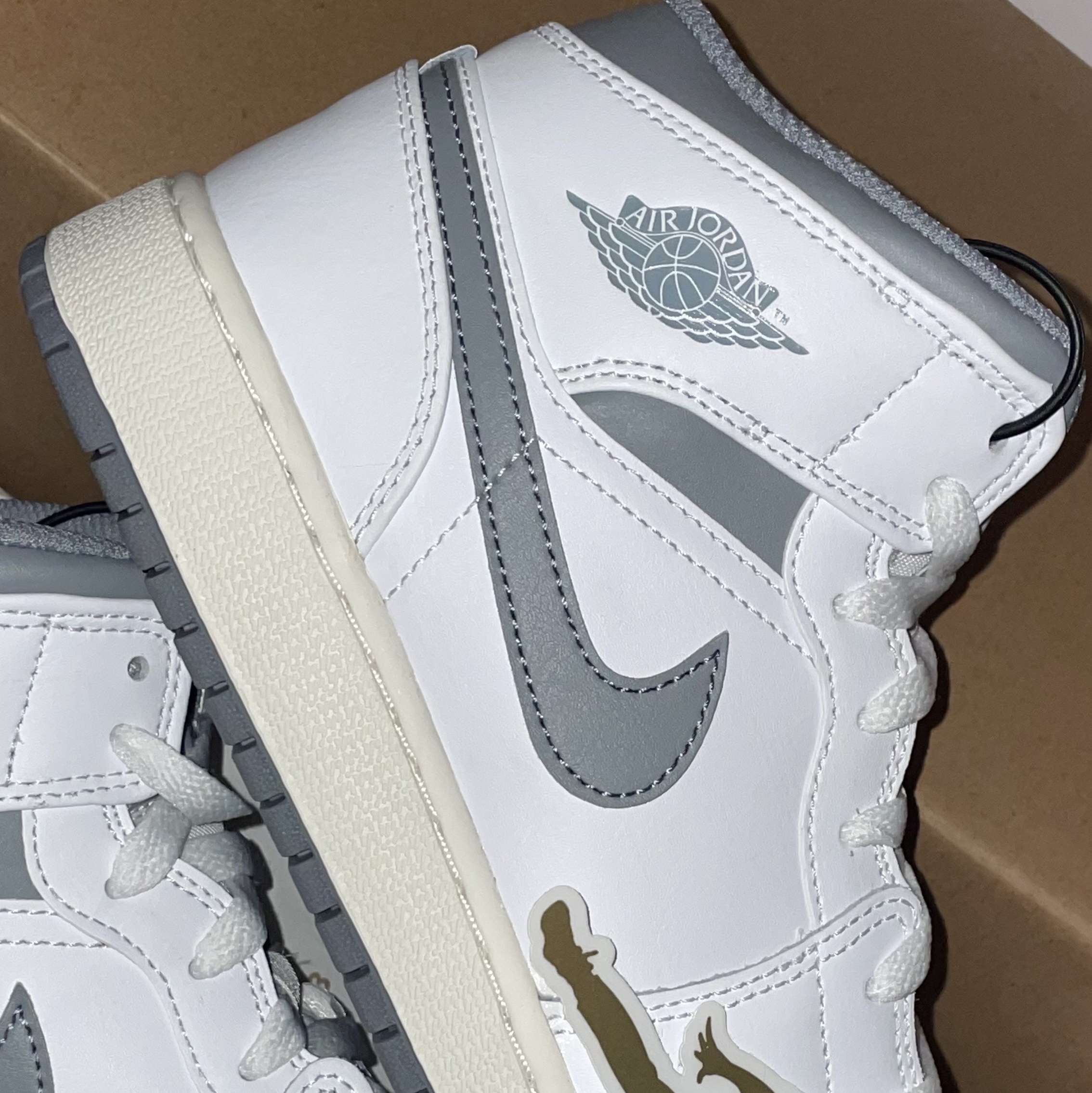 (GS) Jordan 1 Mid White Stealth 착용 스타일 - 2