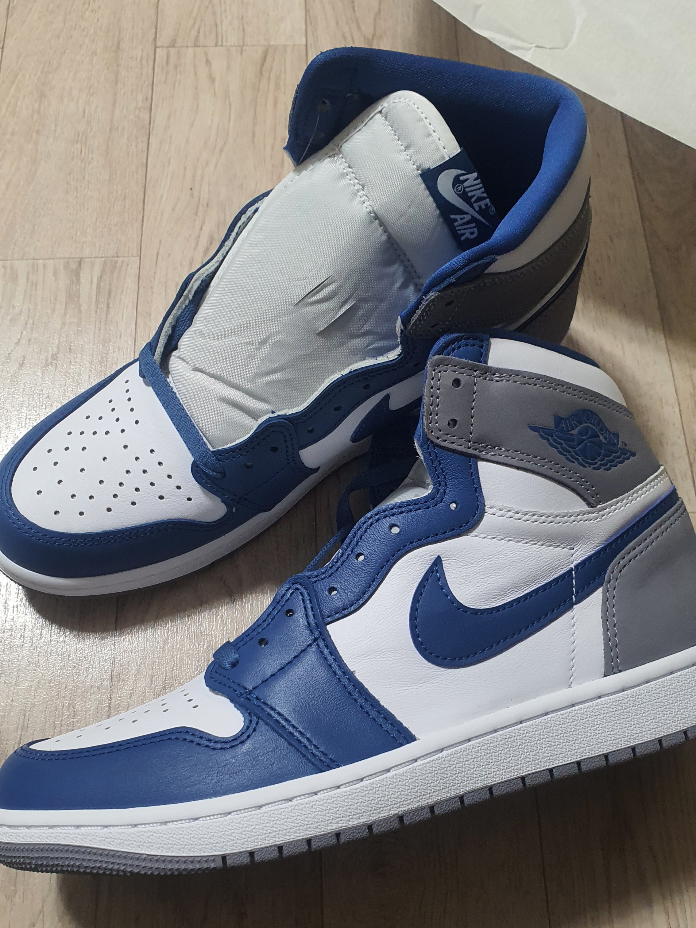 Jordan 1 Retro High OG True Blue 착용 스타일