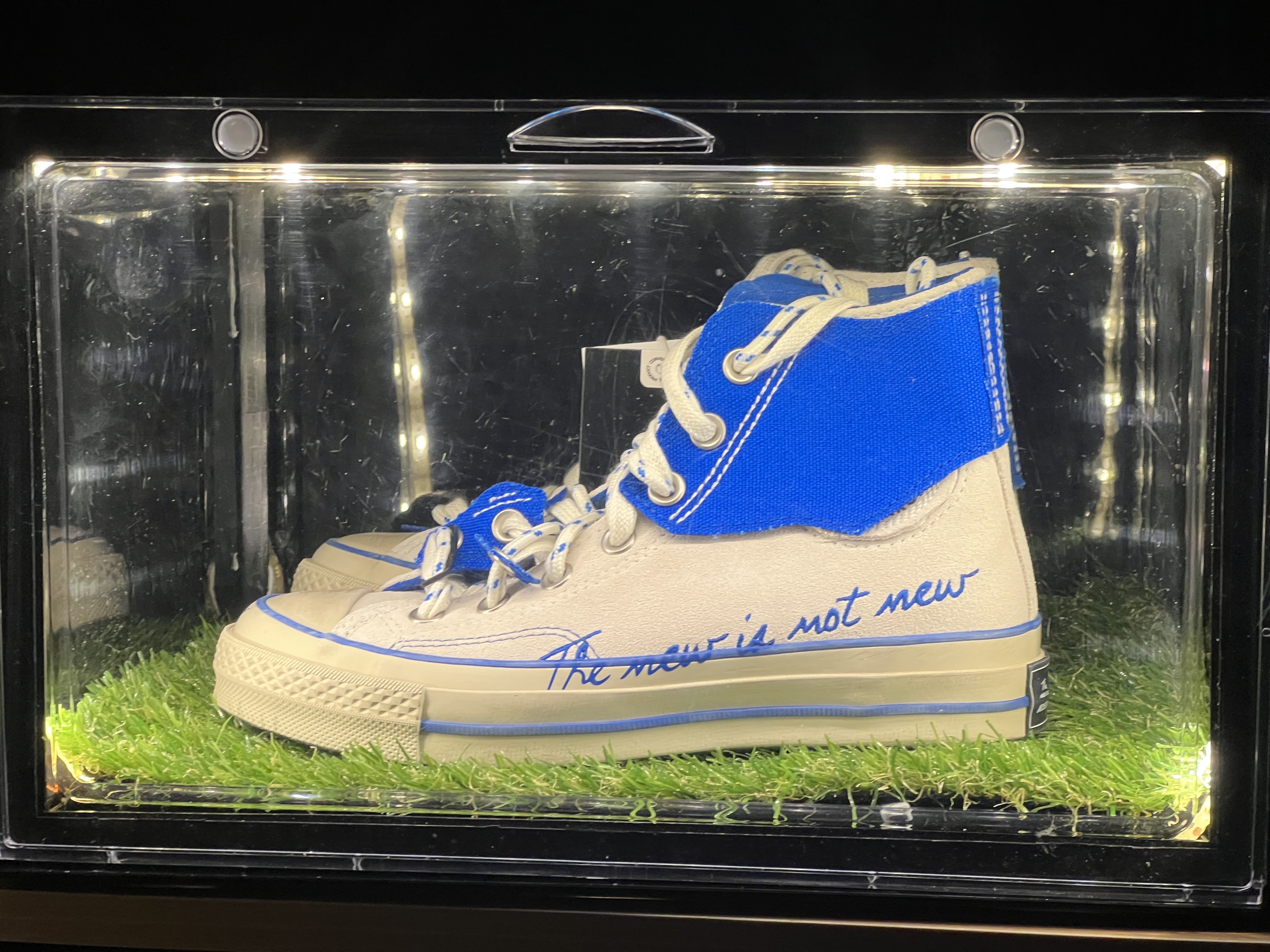 Converse x Ader Error Chuck 70 High White 착용 스타일 - 3