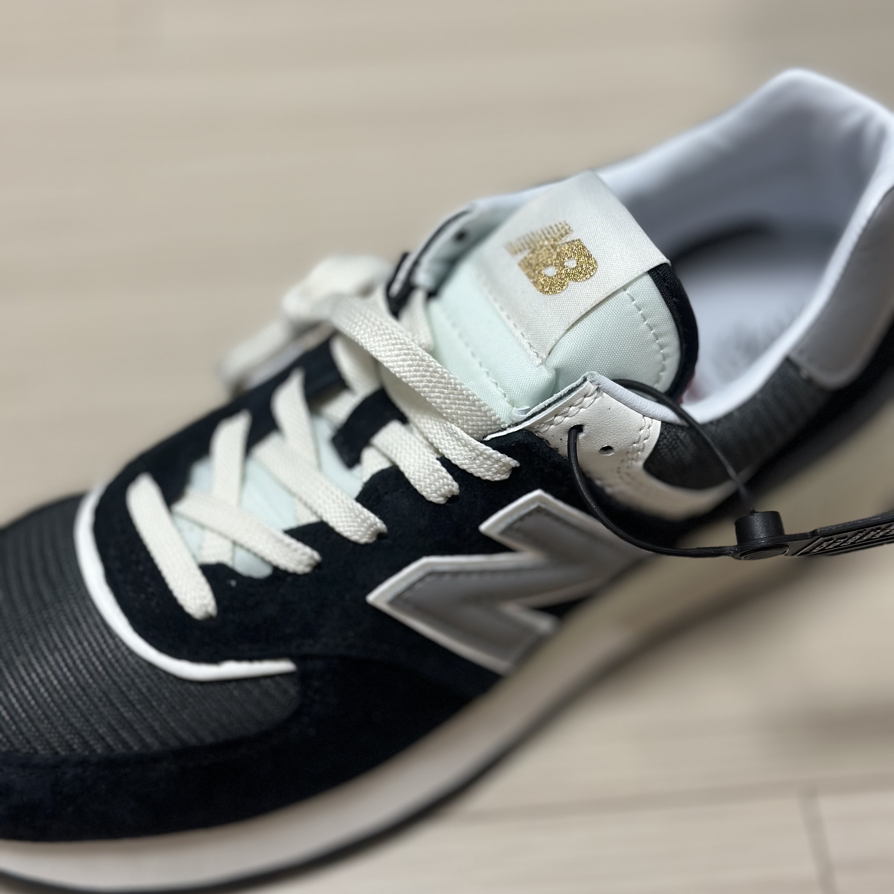 New Balance 574 Legacy Black 착용 스타일 - 5
