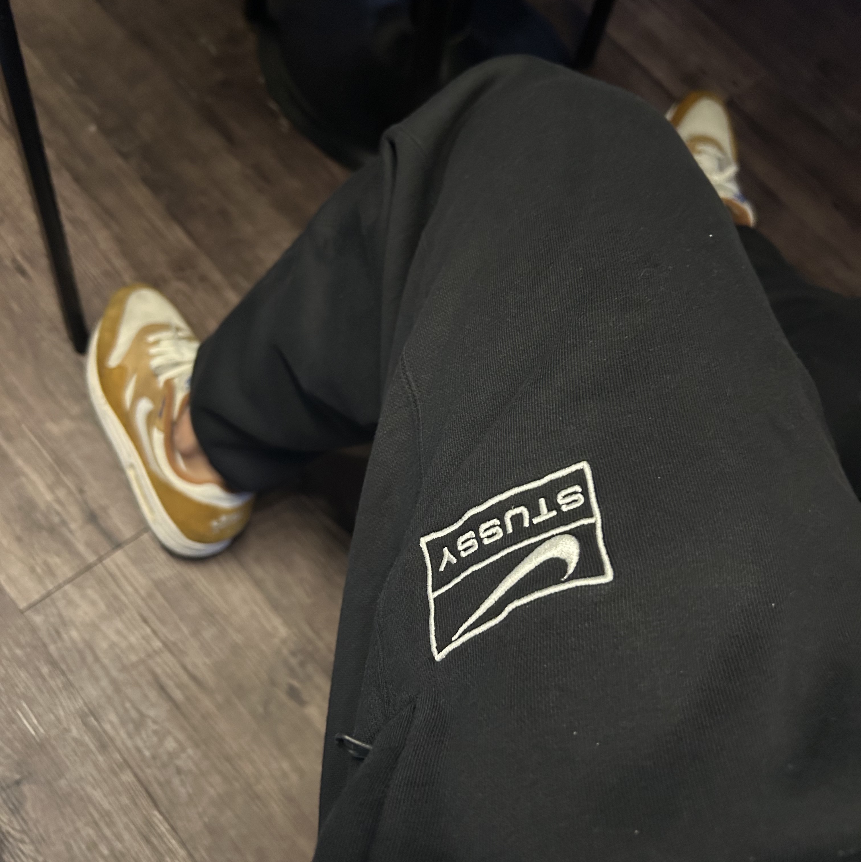 Nike x Stussy NRG RA Washed Fleece Pants Black (DN4030-010) 착용 스타일