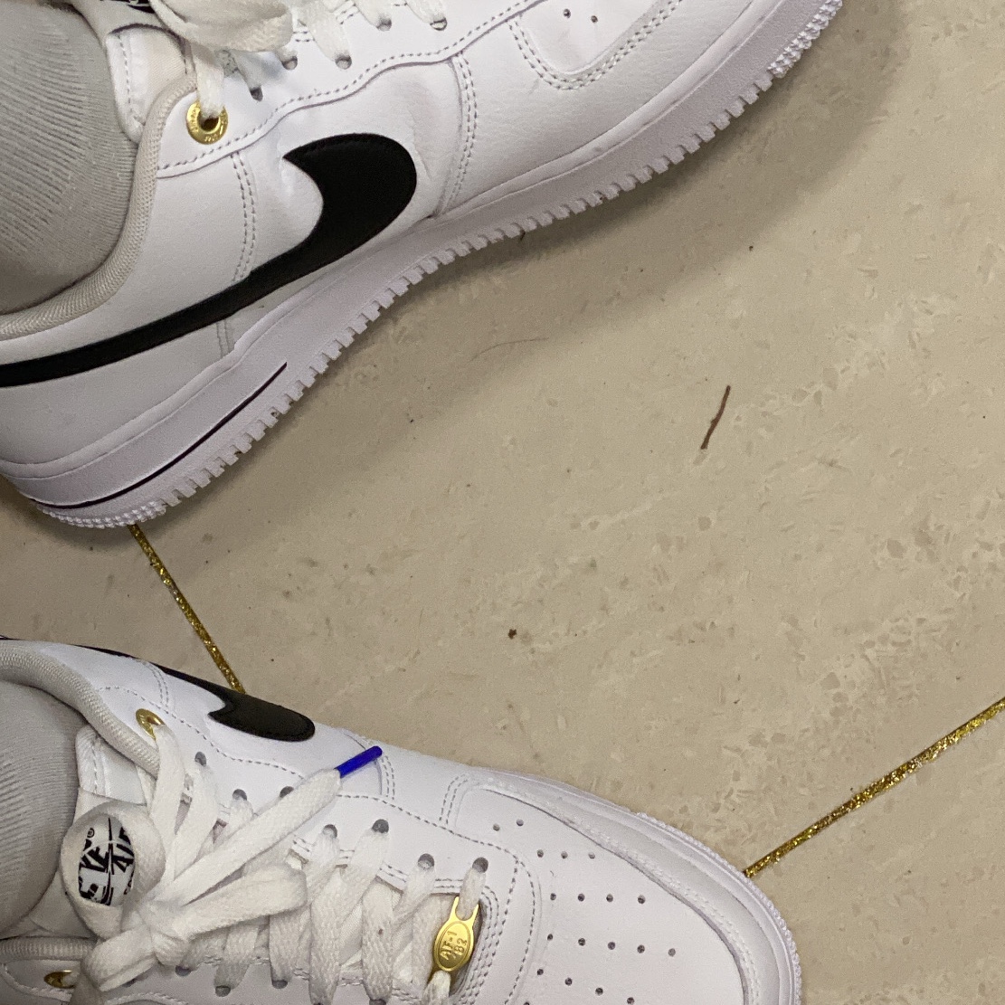 Nike Air Force 1 '07 LV8 40th Anniversary Join Forces White Black 착용 스타일