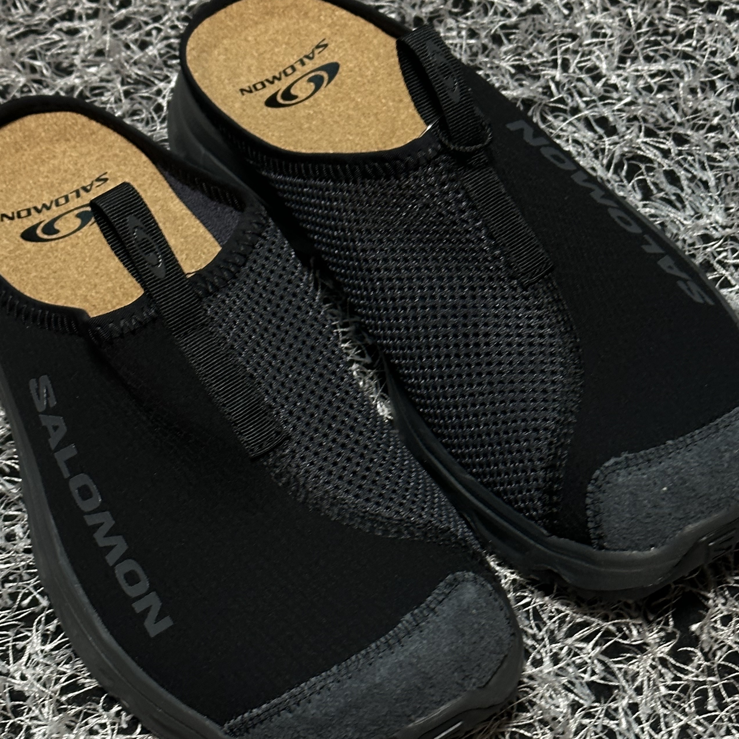 Salomon RX Slide 3.0 Black 착용 스타일