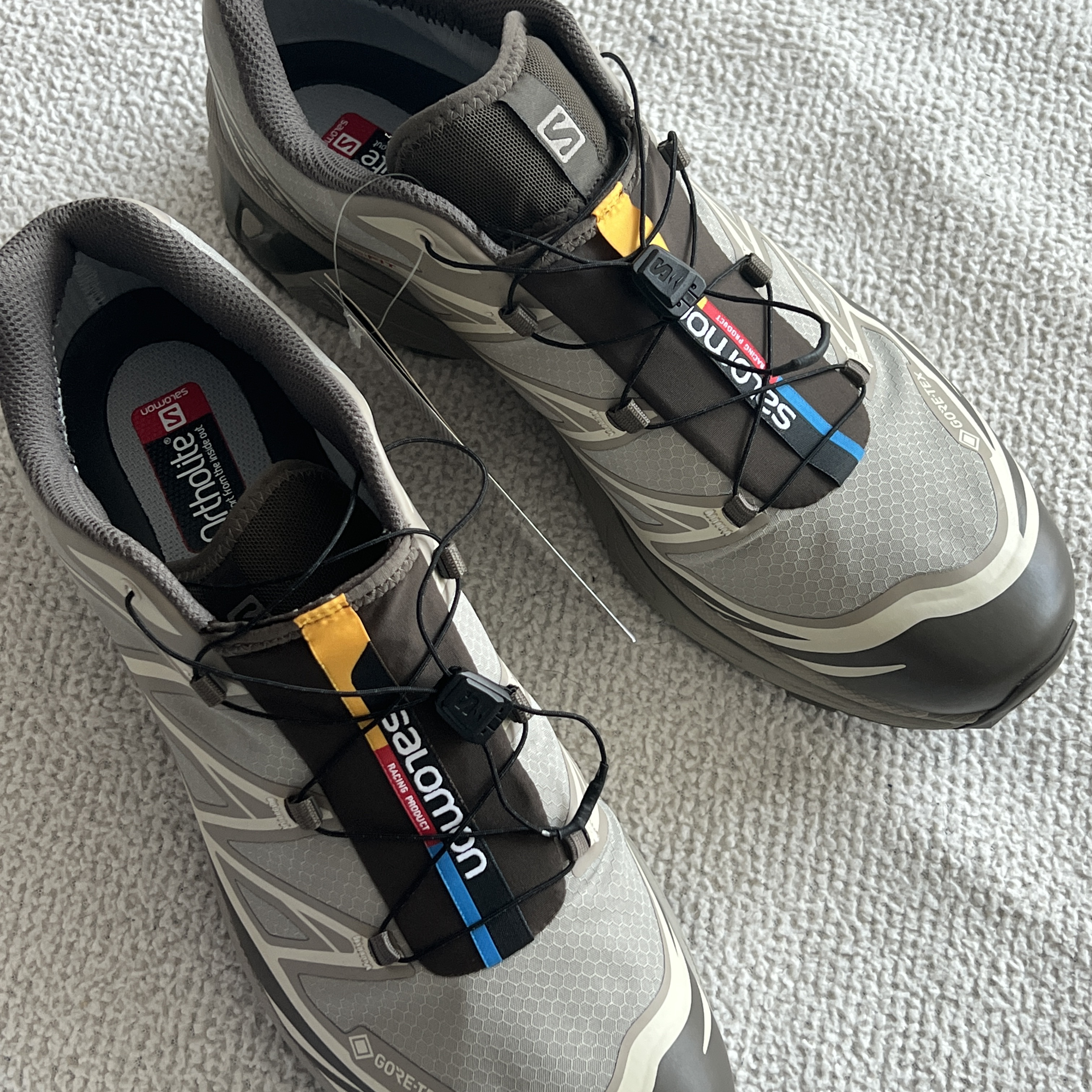 Salomon XT-6 Gore-Tex Vintage Khaki 착용 스타일 - 1