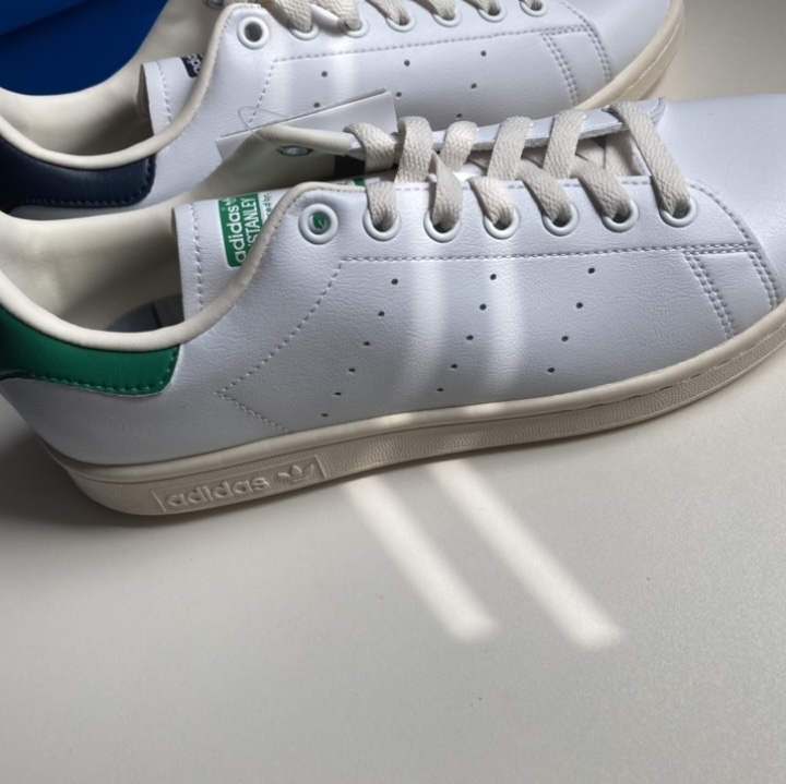 Adidas Stan Smith White Green Collegiate Navy 착용 스타일 - 4