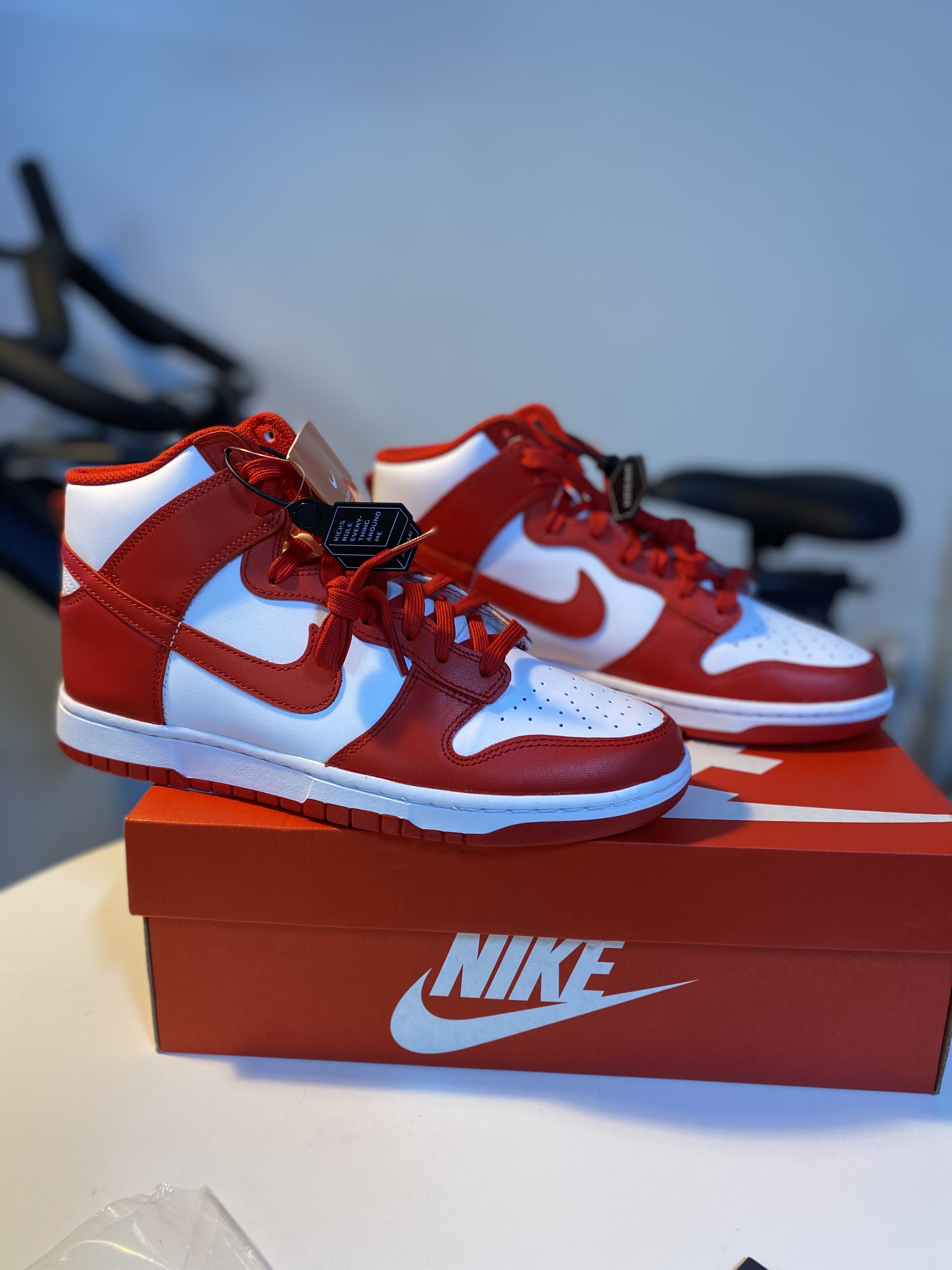 Nike Dunk High Retro Championship White and Red 착용 스타일 - 3
