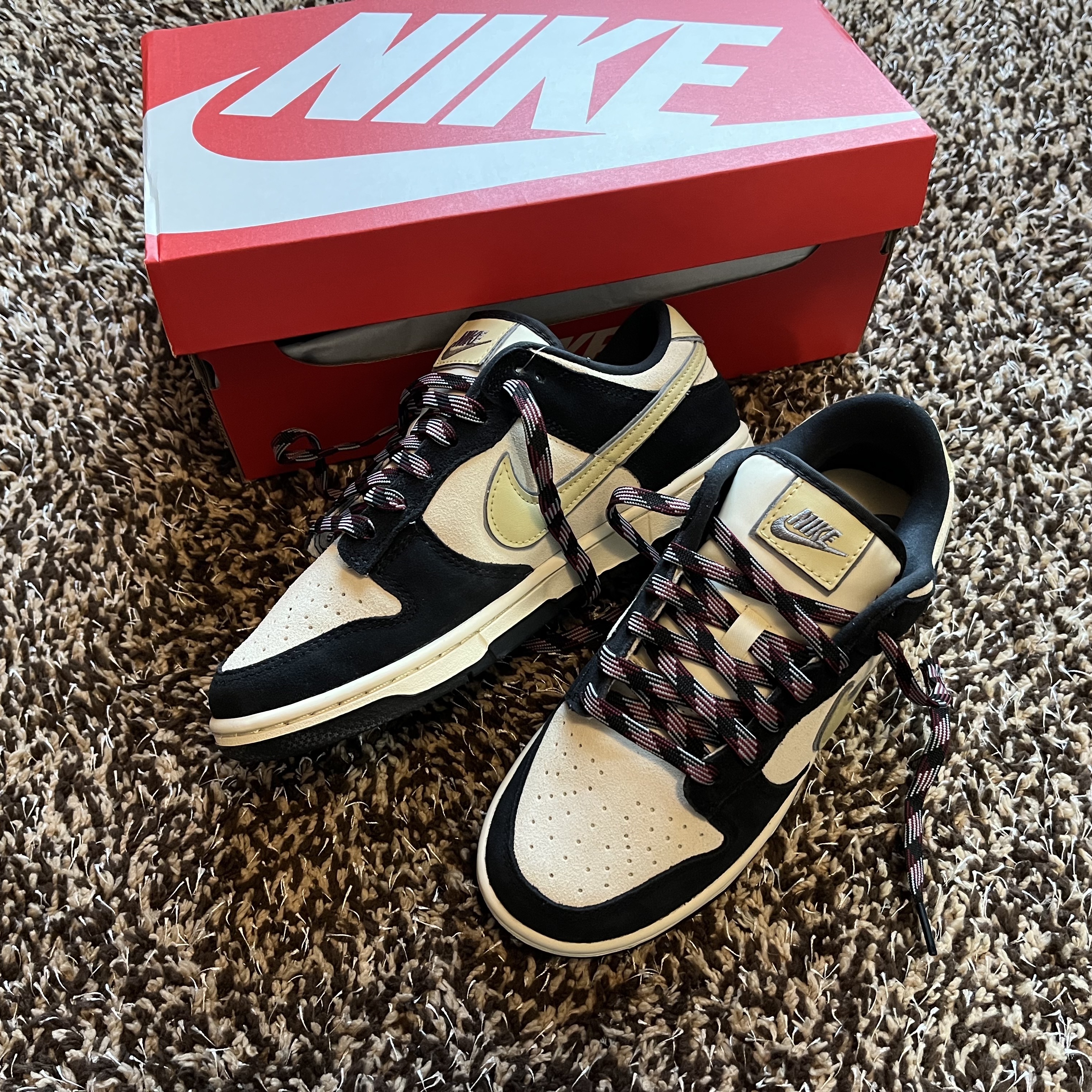 (W) Nike Dunk Low LX Black Suede, Palace x Kappa Knit Black - 21FW 착용 스타일 - 1