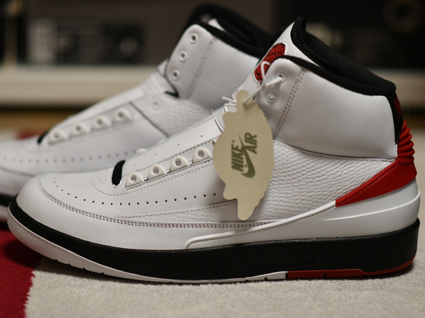 Jordan 2 Retro OG Chicago 착용 스타일 - 1