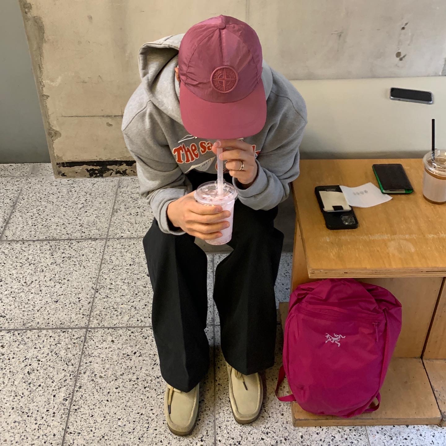 Stone Island 99576 Nylon Metal 6-Panel Cap Cyclamen - 22SS, Clarks Wallabee Maple Suede 착용 스타일 - 2