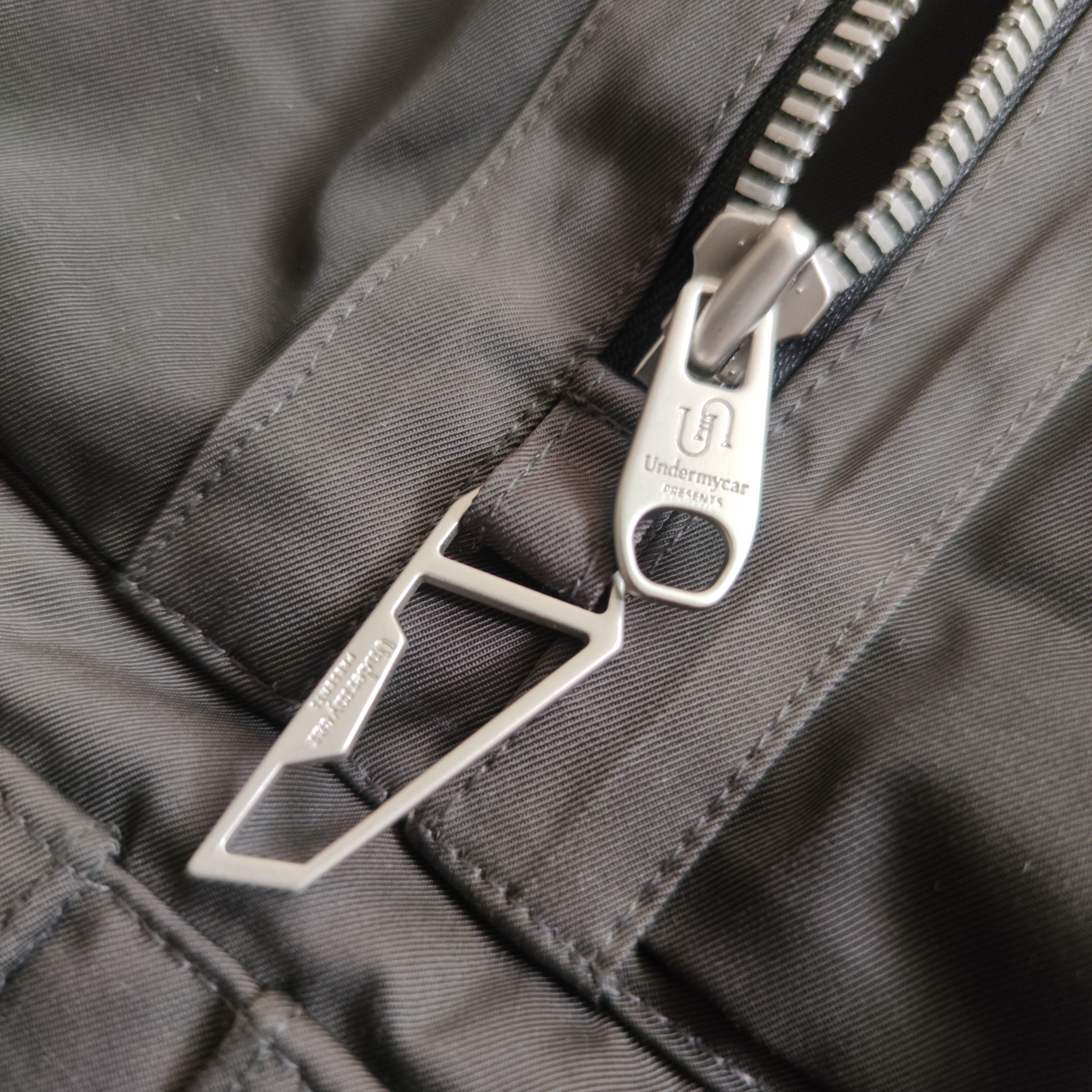 Undermycar Wani Kame Multi Block Pocket Turtle Bomber Driftwood - 22FW, Undermycar Marshall Chest Pocket Balaclava Zip-Up Chimera - 22SS 착용 스타일 - 3