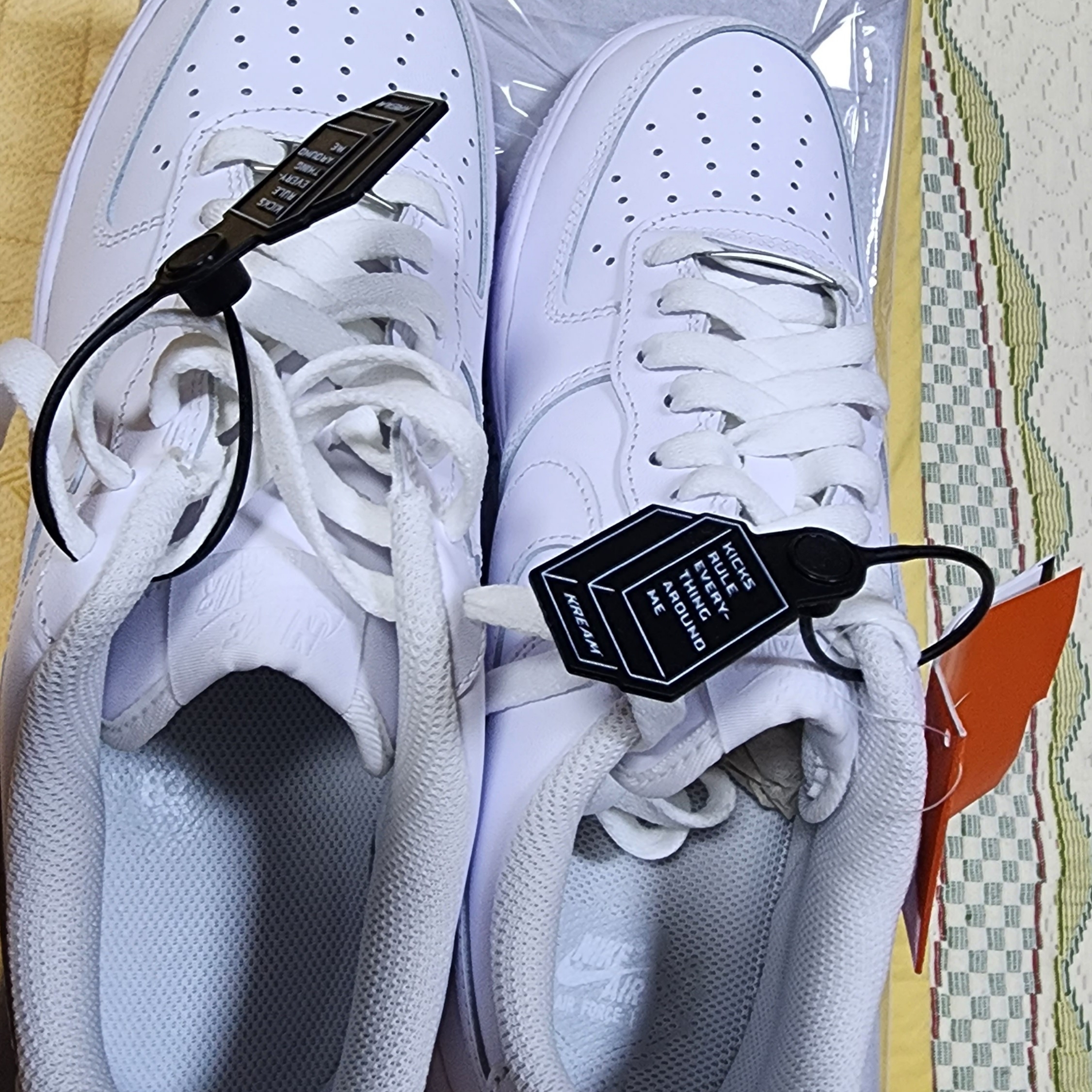 Nike Air Force 1 '07 Low White 착용 스타일