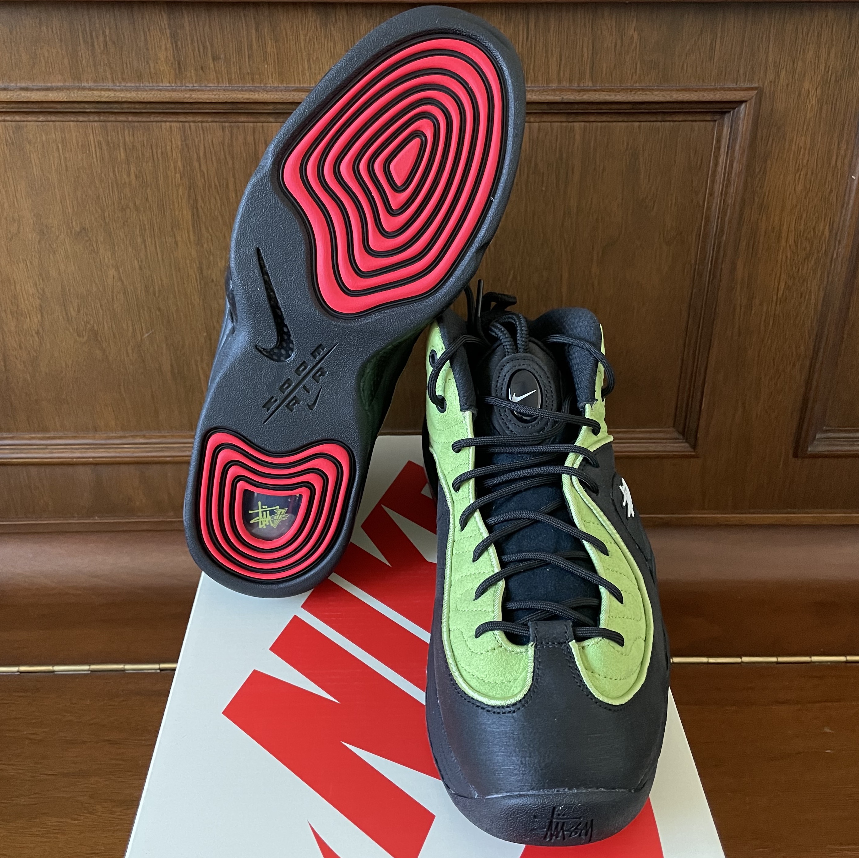 Nike x Stussy Air Penny II Vivid Green and Black 착용 스타일 - 5