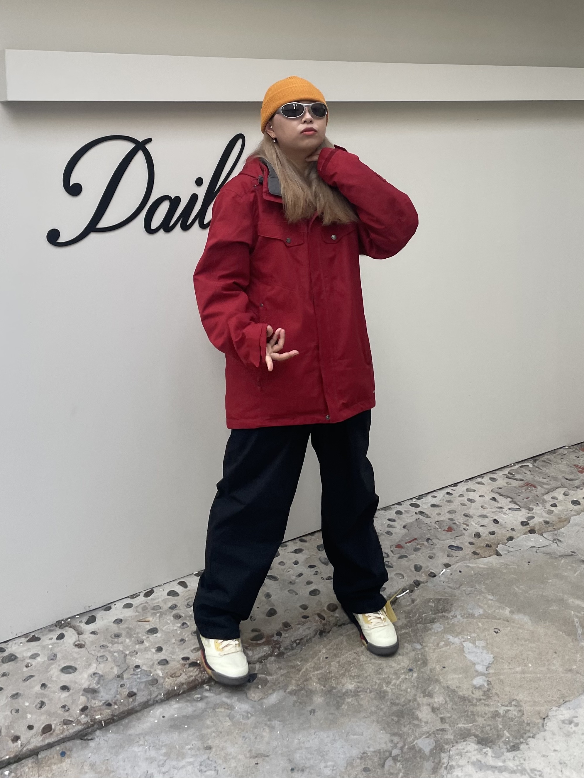Jordan 5 x Off-White Retro SP Sail Fire Red 착용 스타일