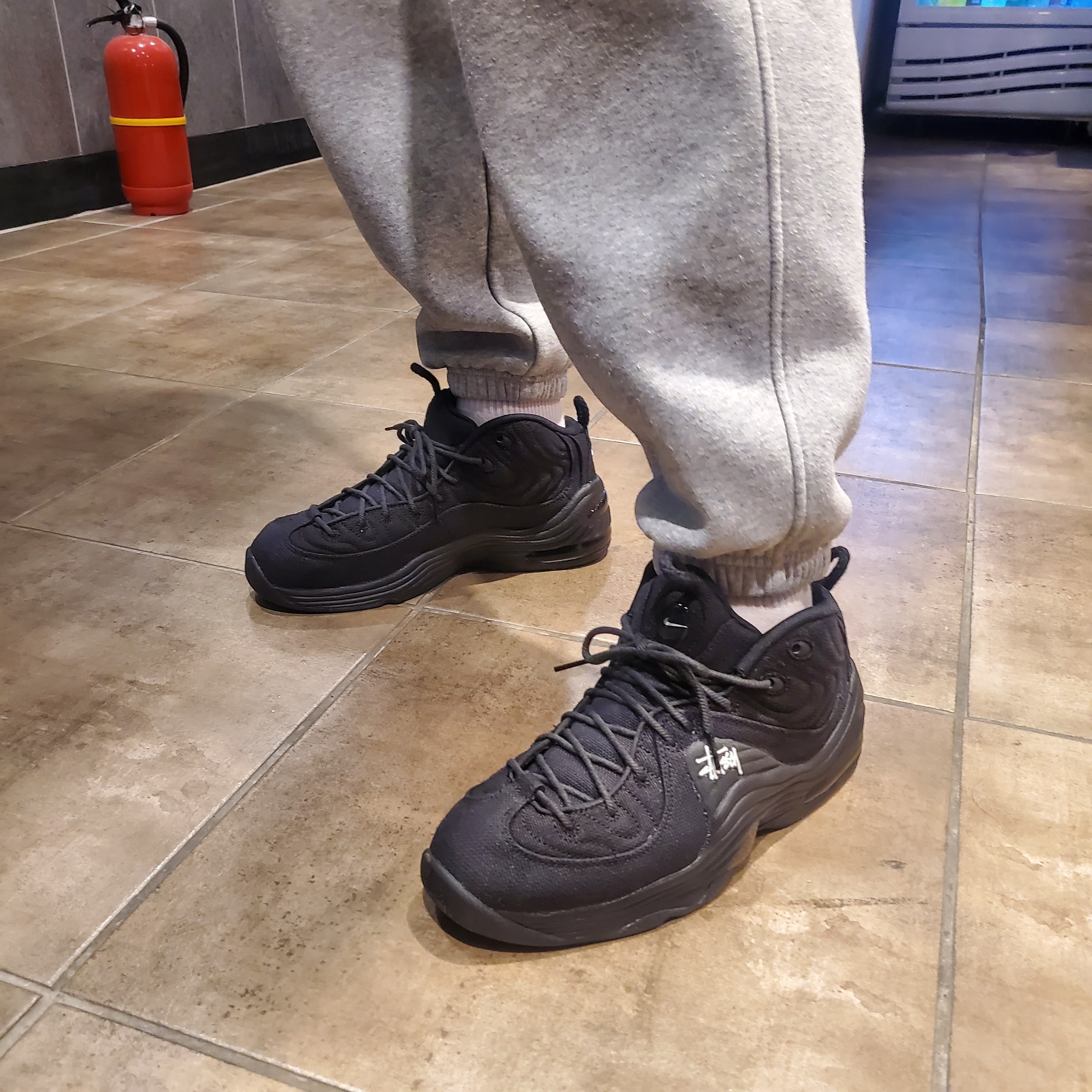 Nike x Stussy Air Penny II Black 착용 스타일