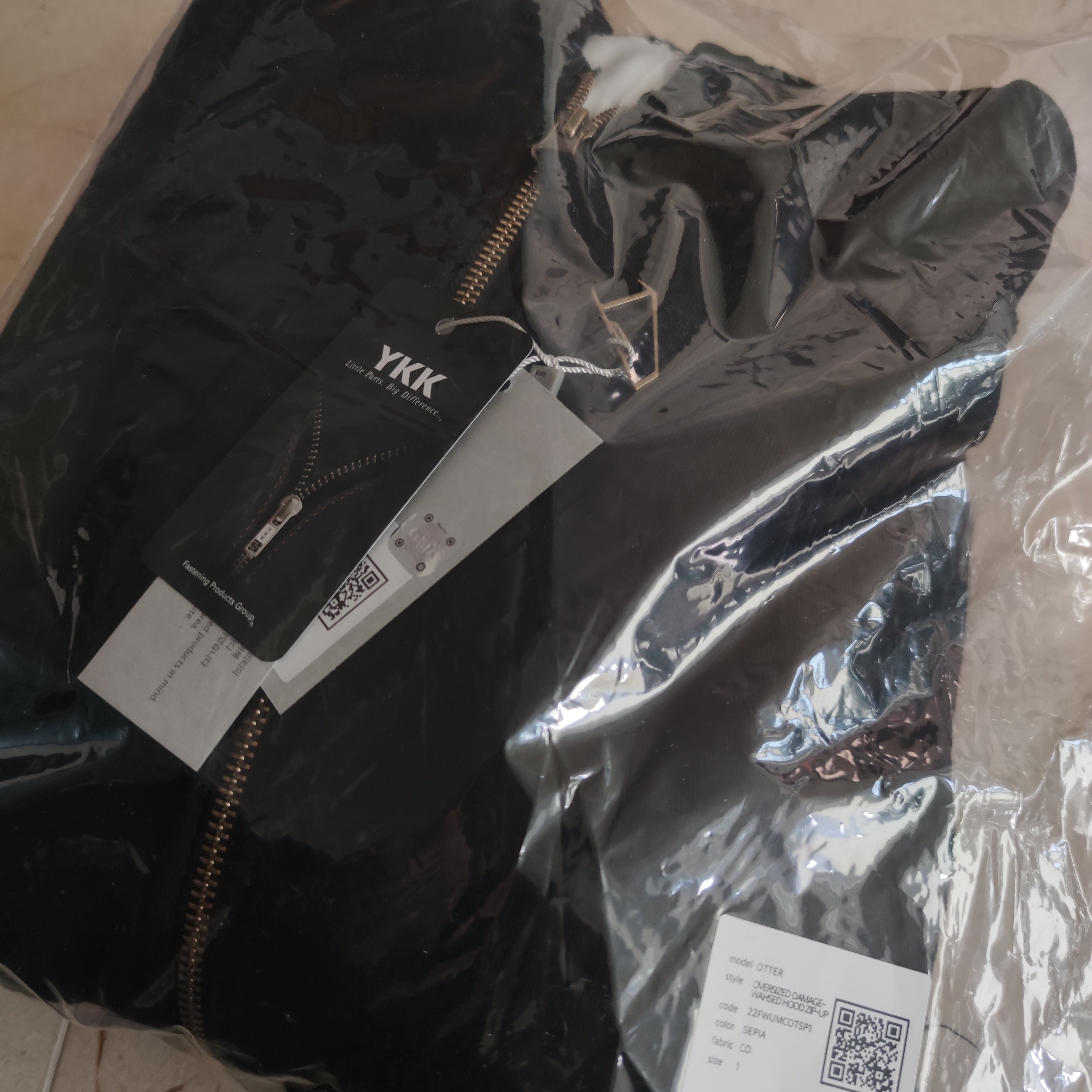 Undermycar Otter Oversized Damage-Washed Hood Zip-Up Sepia - 22FW 착용 스타일 - 1