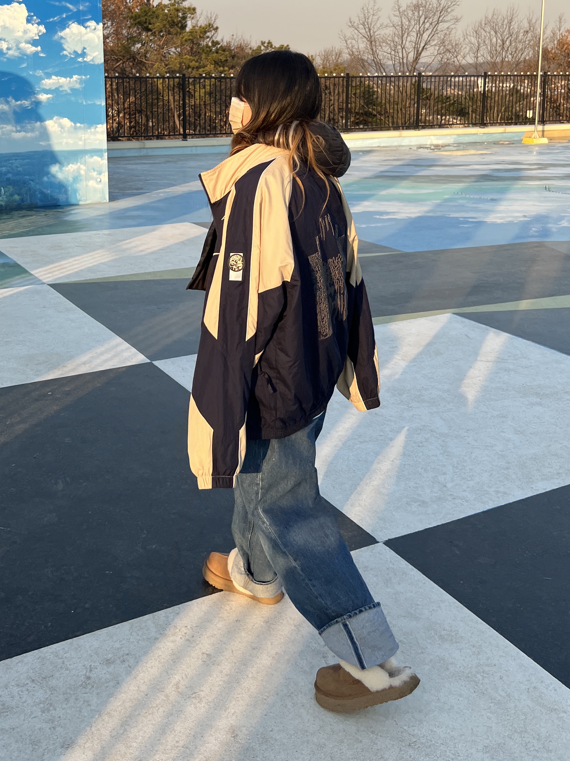 Nike x Cav Empt Track Jacket Navy, (W) UGG Disquette Slipper Chestnut 착용 스타일 - 1