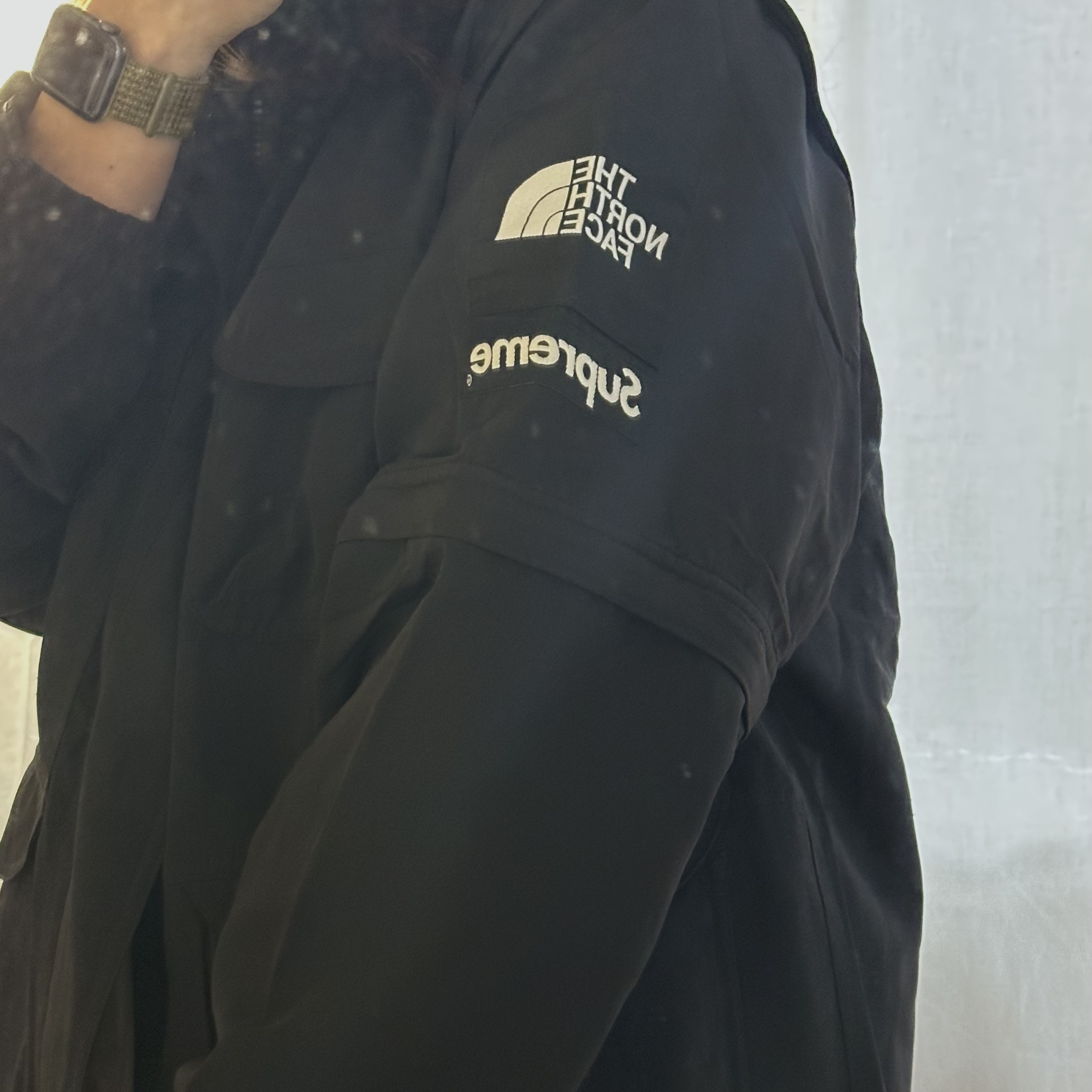 Supreme x The North Face Trekking Convertible Jacket Black - 22SS 착용 스타일