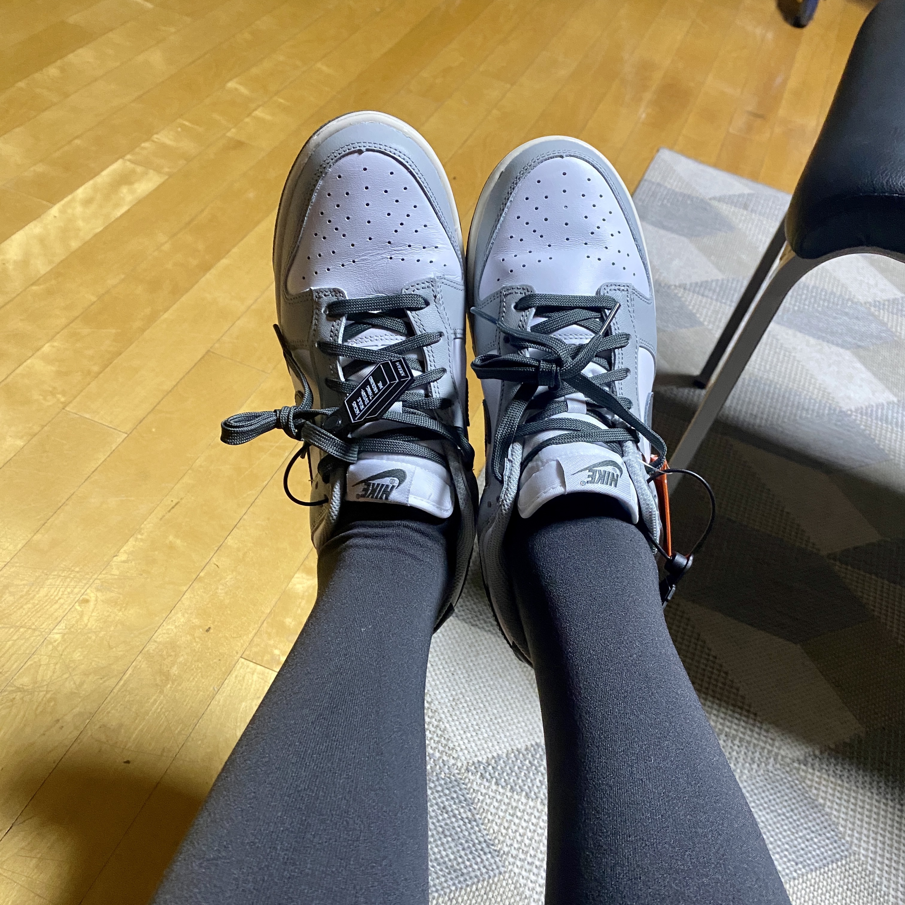 (W) Nike Dunk Low Light Smoke Grey 착용 스타일