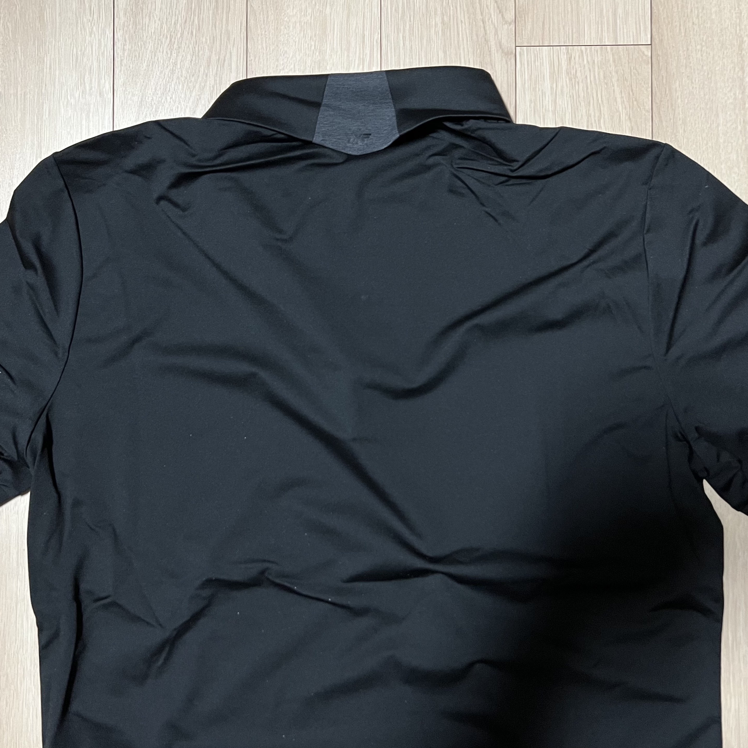PXG Summer Solid Essential Collar Short Sleeve T-Shirt Black 착용 스타일 - 2