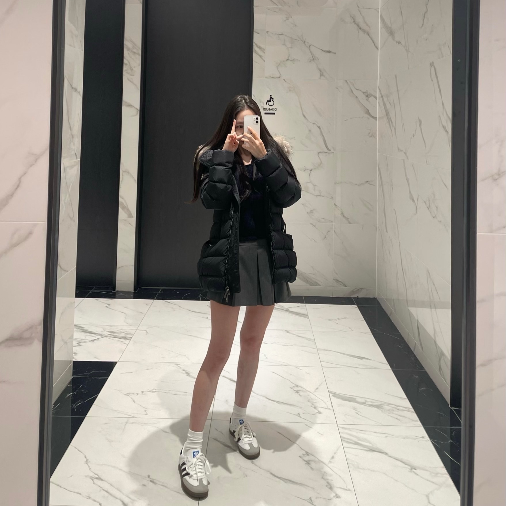 Adidas Samba Vegan White Black, (W) Moncler Clion Short Down Jacket Black - 21FW 착용 스타일