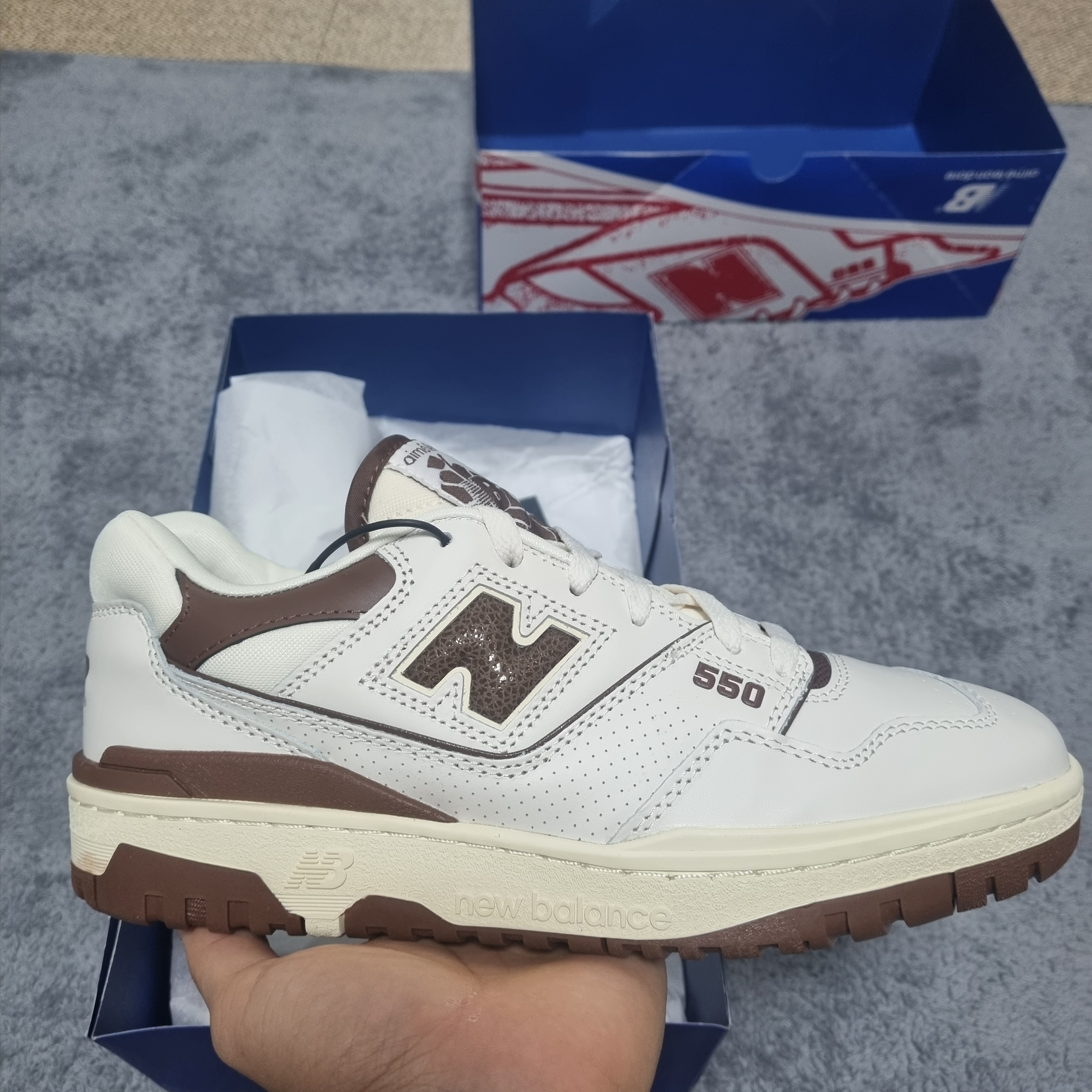 New Balance x Aime Leon Dore 550 Brown 착용 스타일