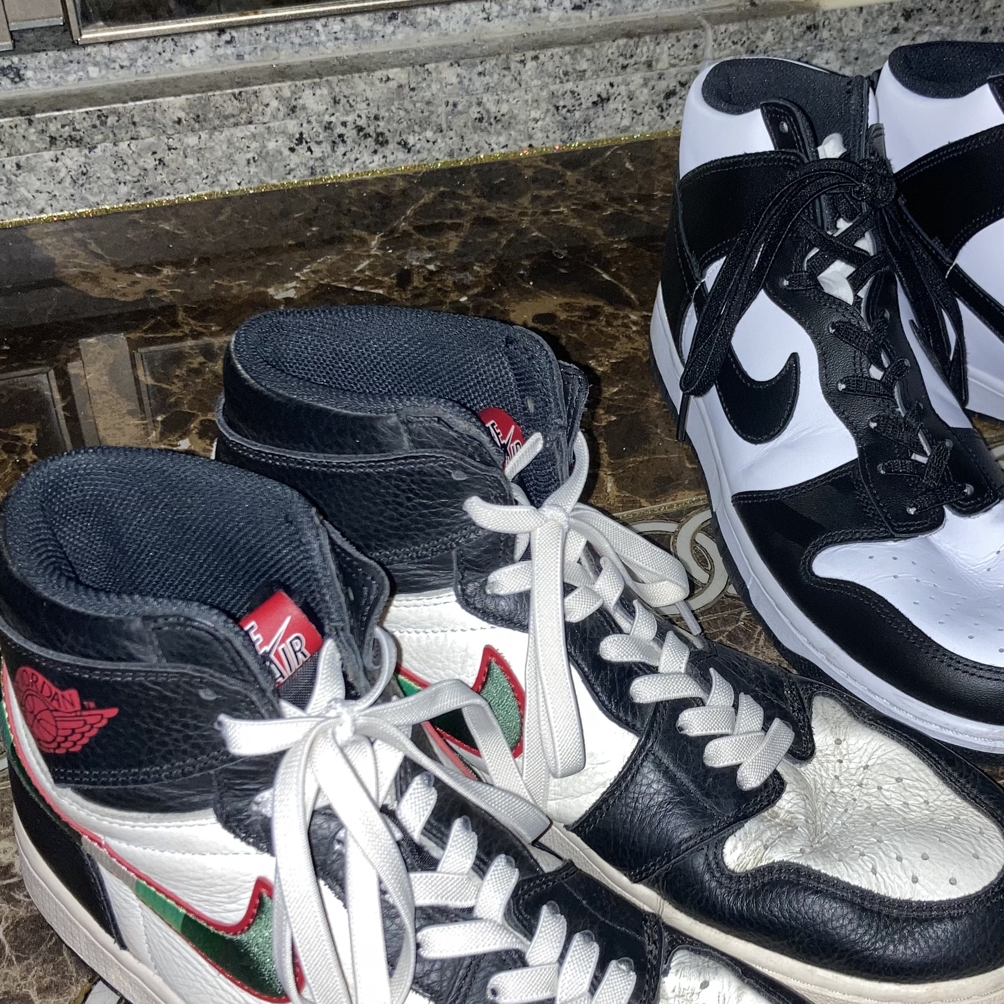 Nike Dunk High Retro Championship White, Jordan 1 Retro High OG A Star Is Born 착용 스타일