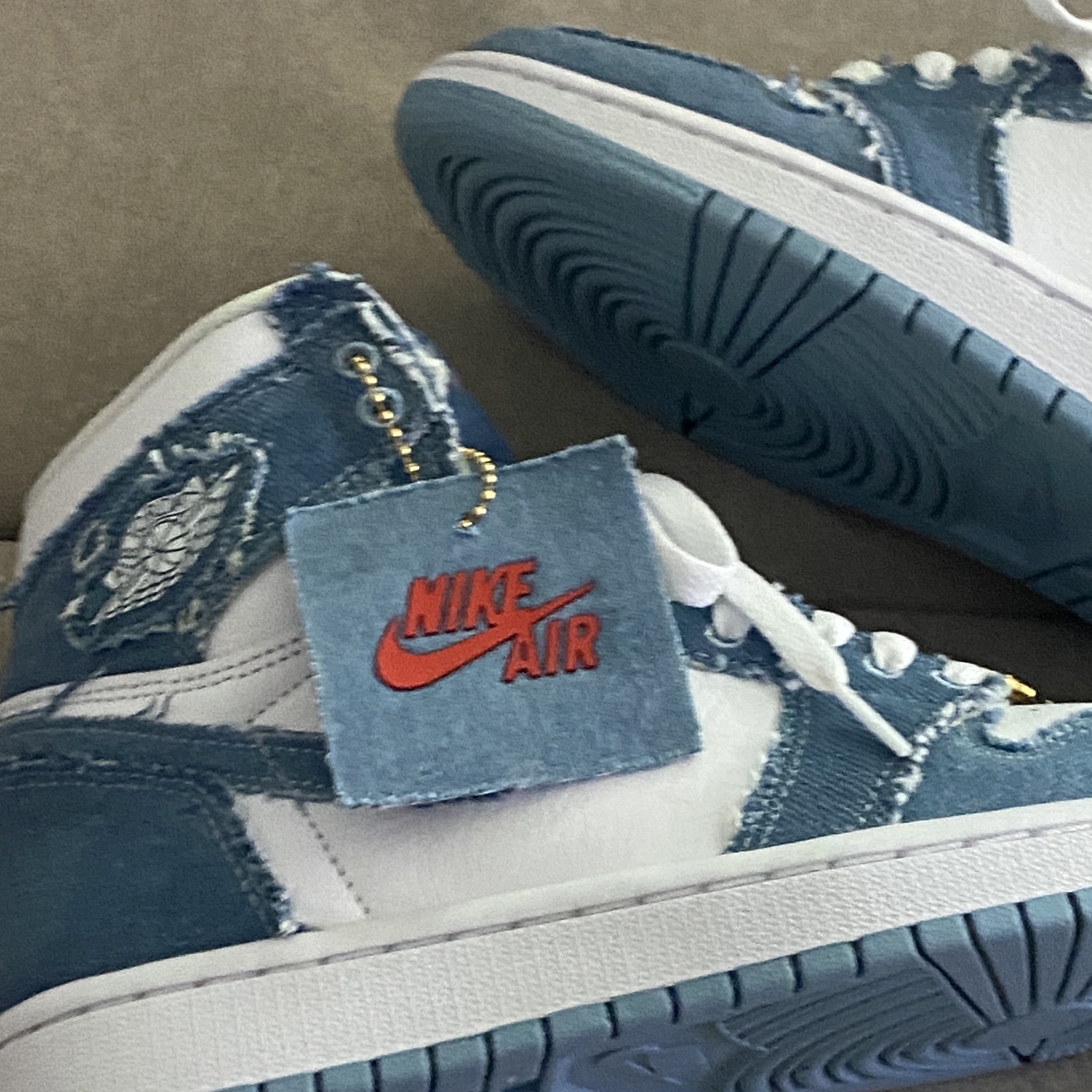 (W) Jordan 1 Retro High OG Denim 착용 스타일