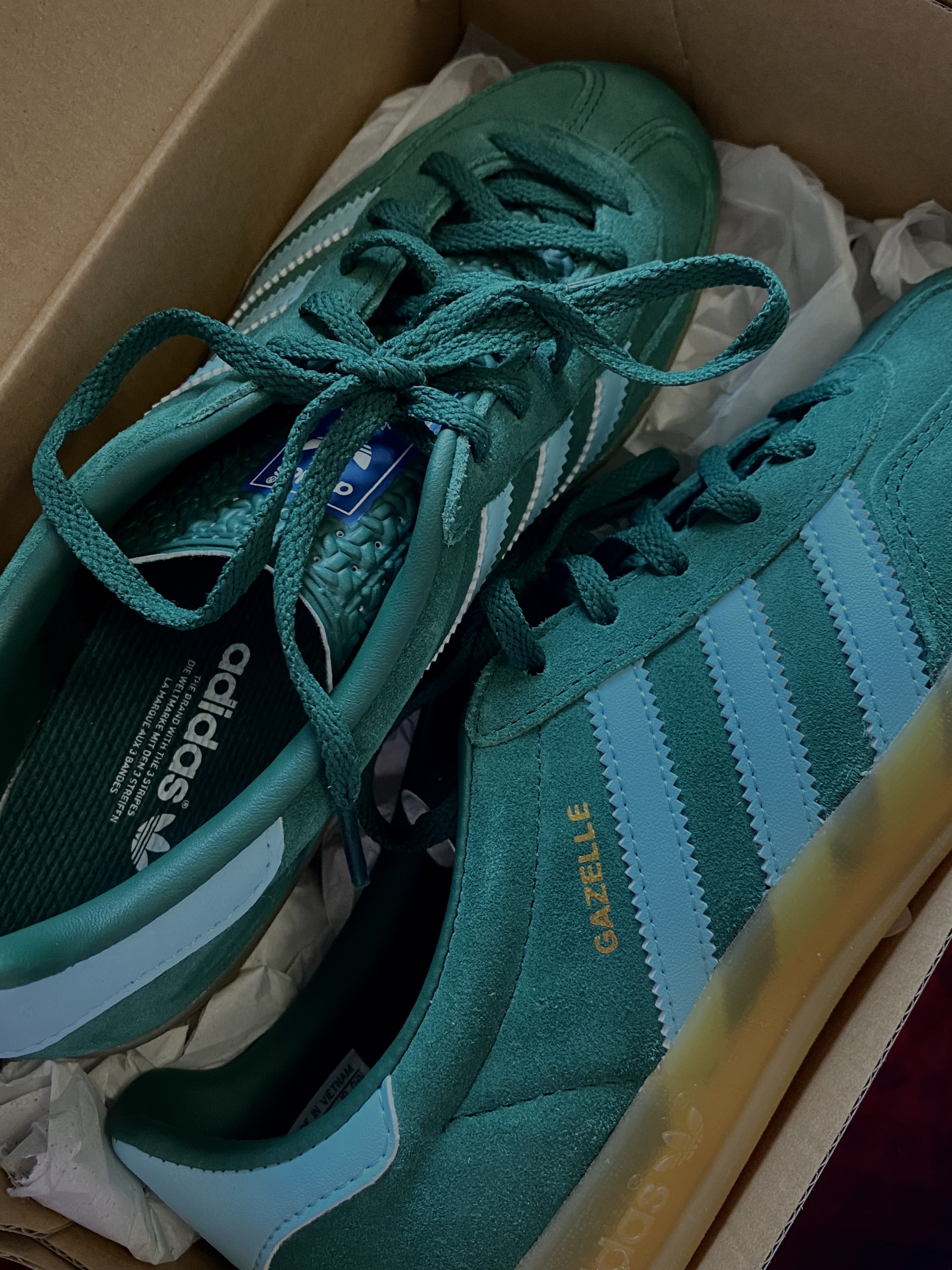 Adidas Gazelle Indoor Collegiate Green Hazy Sky 착용 스타일 - 1