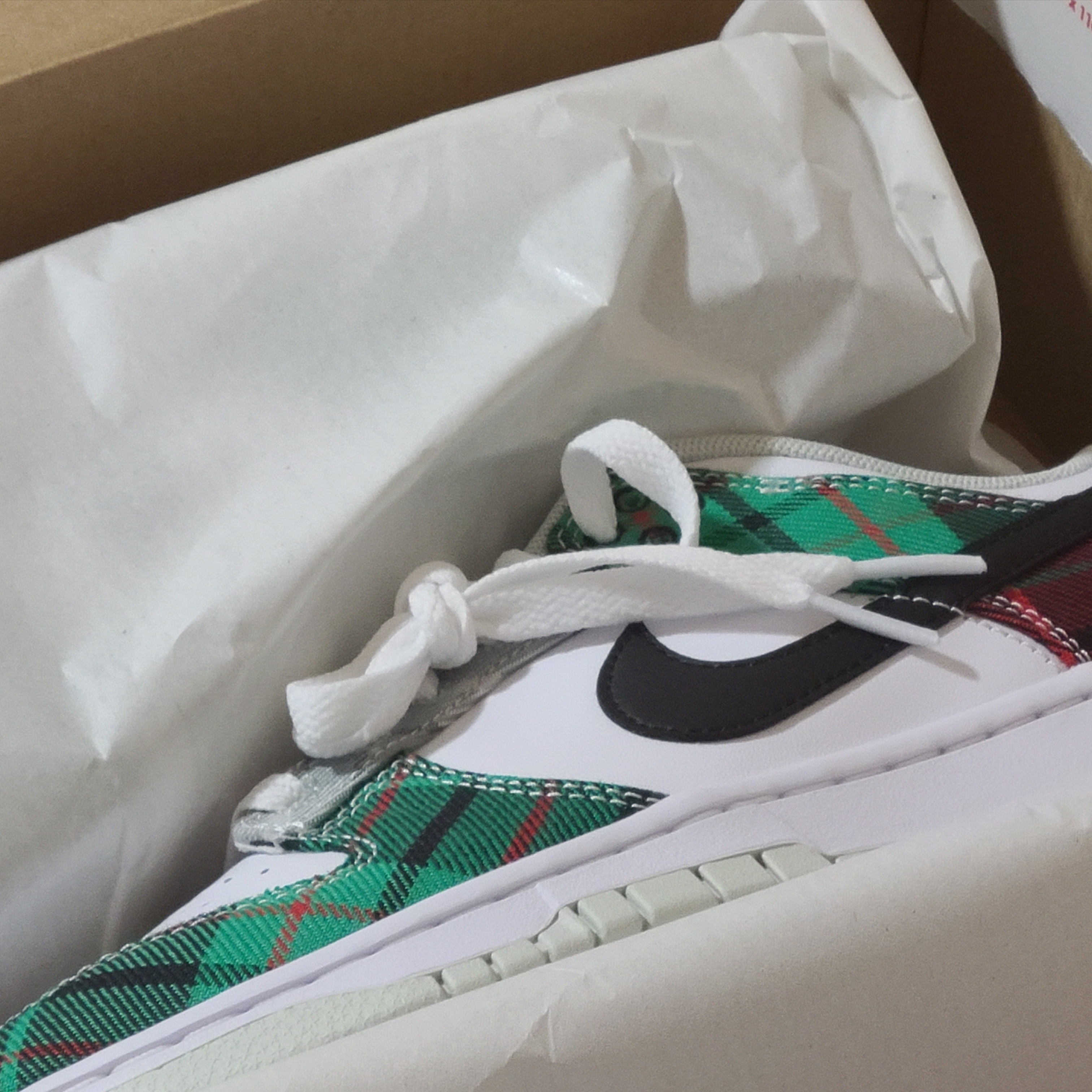 Nike Dunk Low Retro PRM White and Black 착용 스타일 - 1