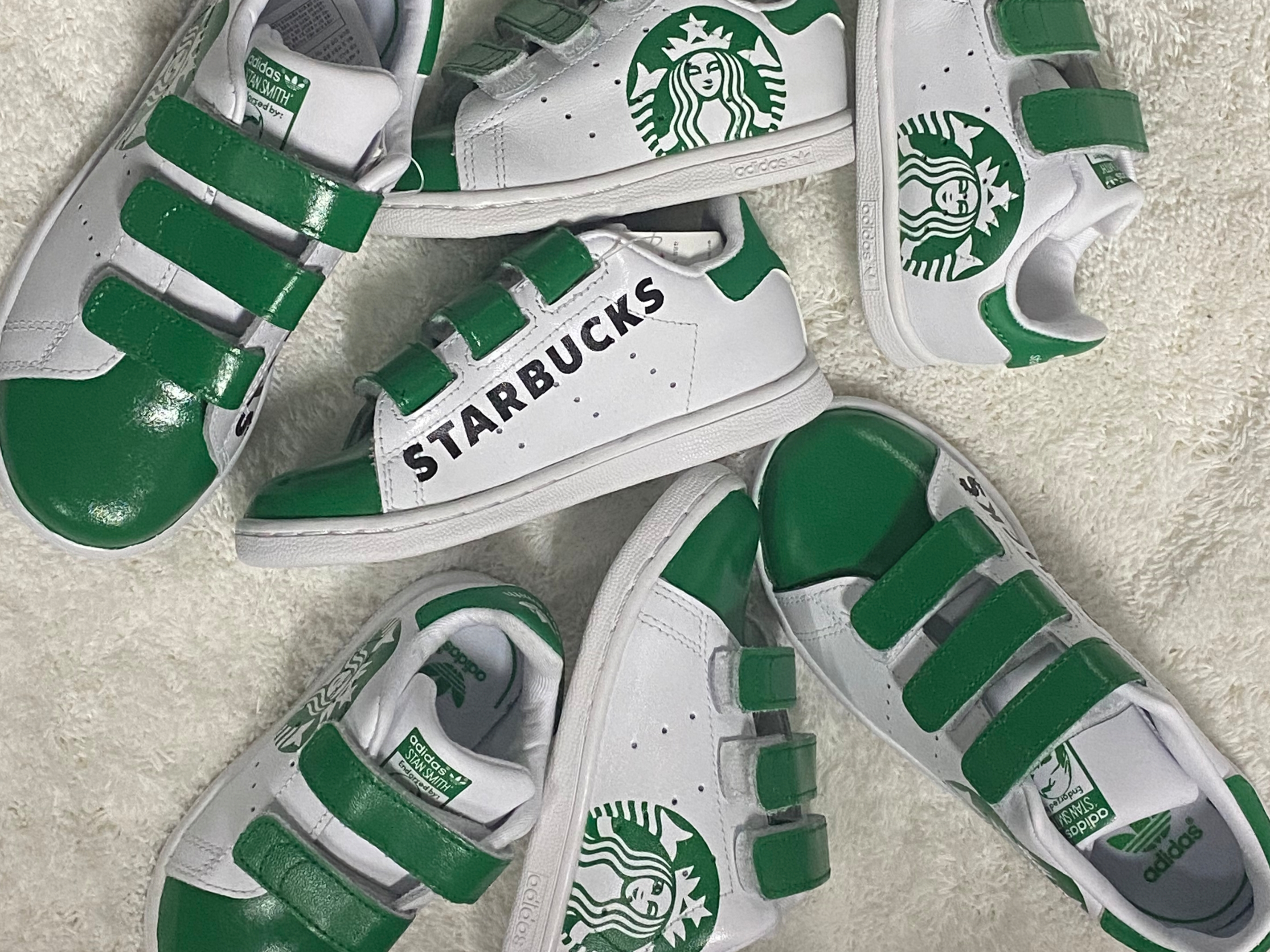 Adidas Stan Smith Vegan White Green, Adidas Stan Smith Superstan White Black 착용 스타일 - 2